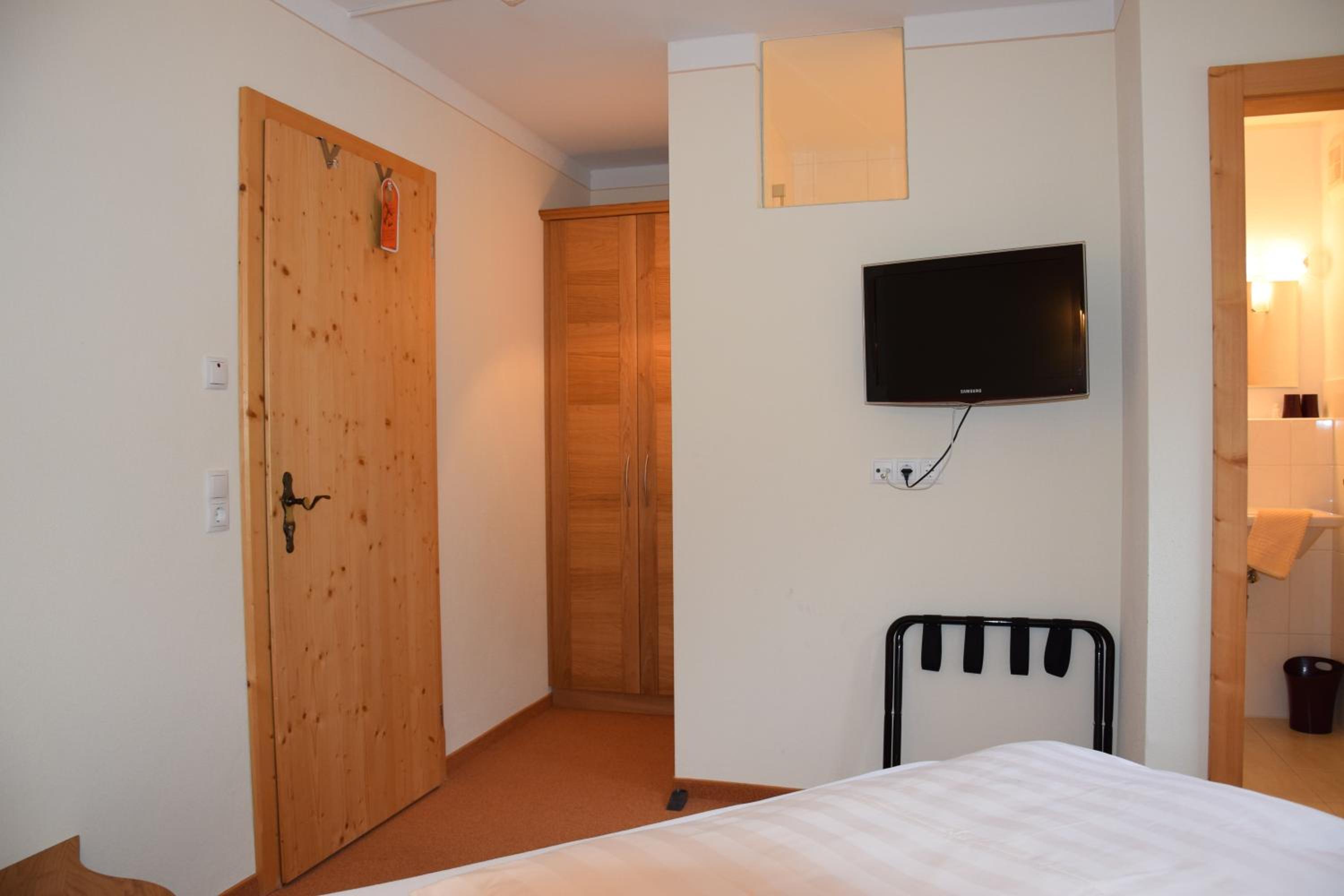 Superior Single Room photo 3