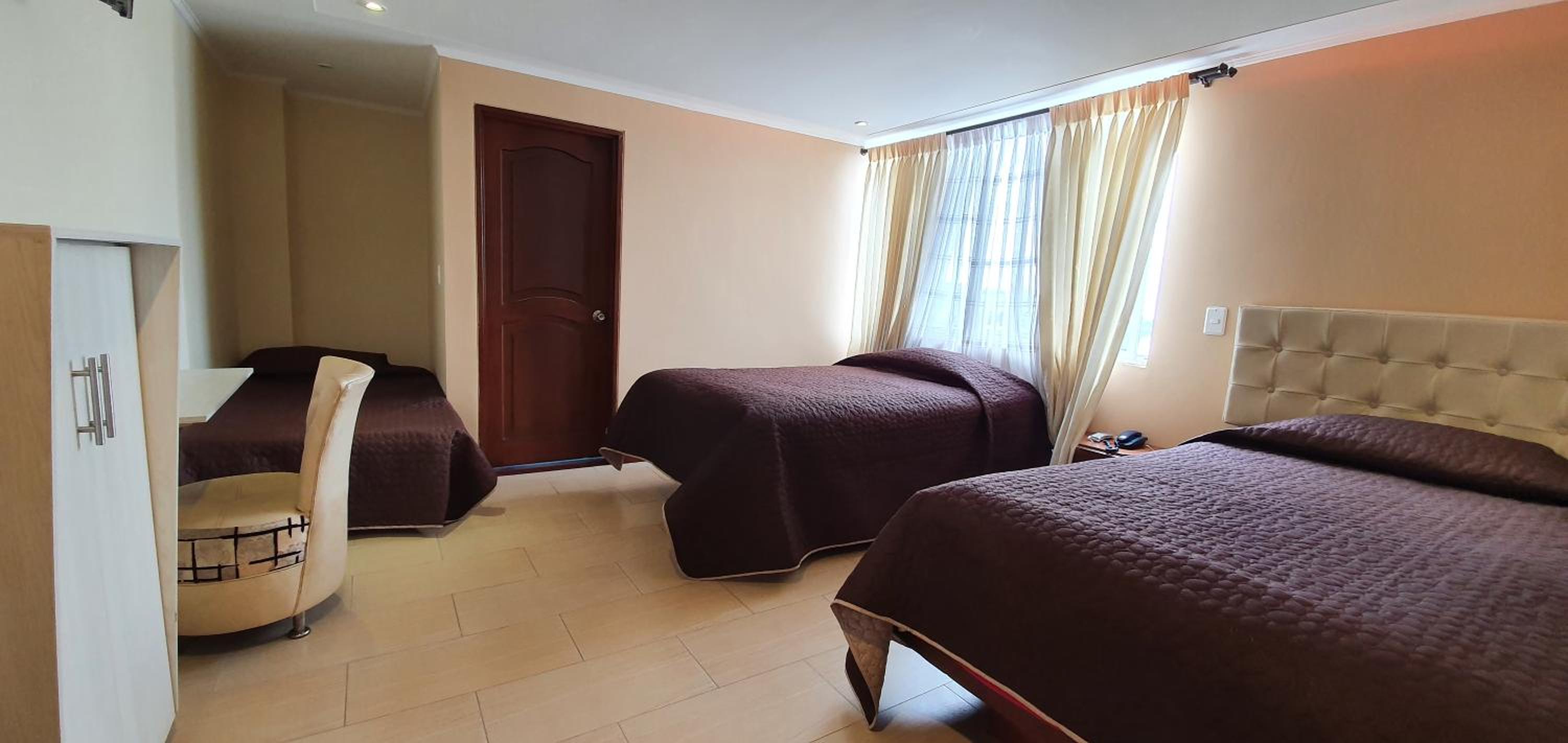Triple Room photo 2