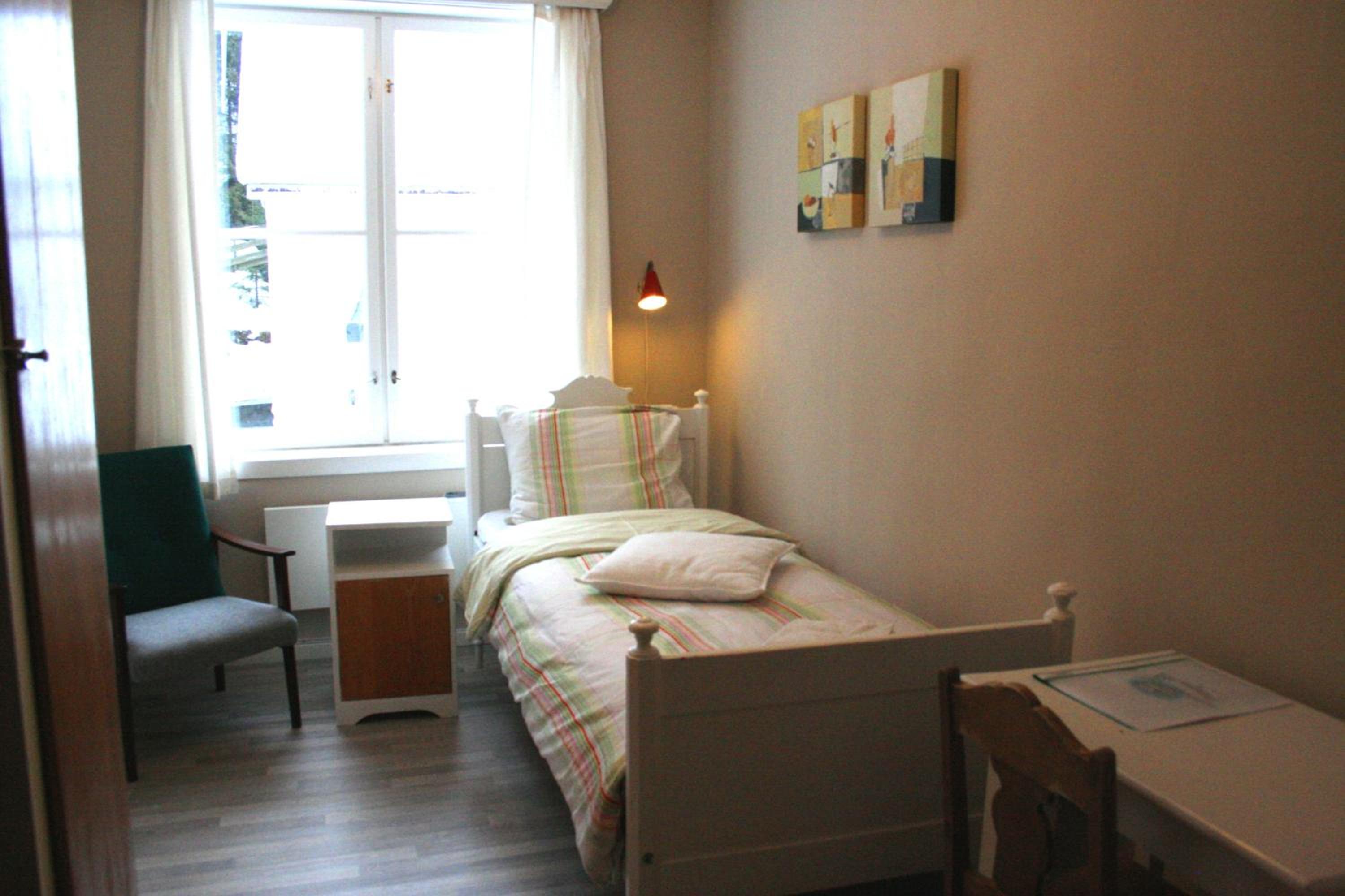Single Room with Shared Bathroom photo 1