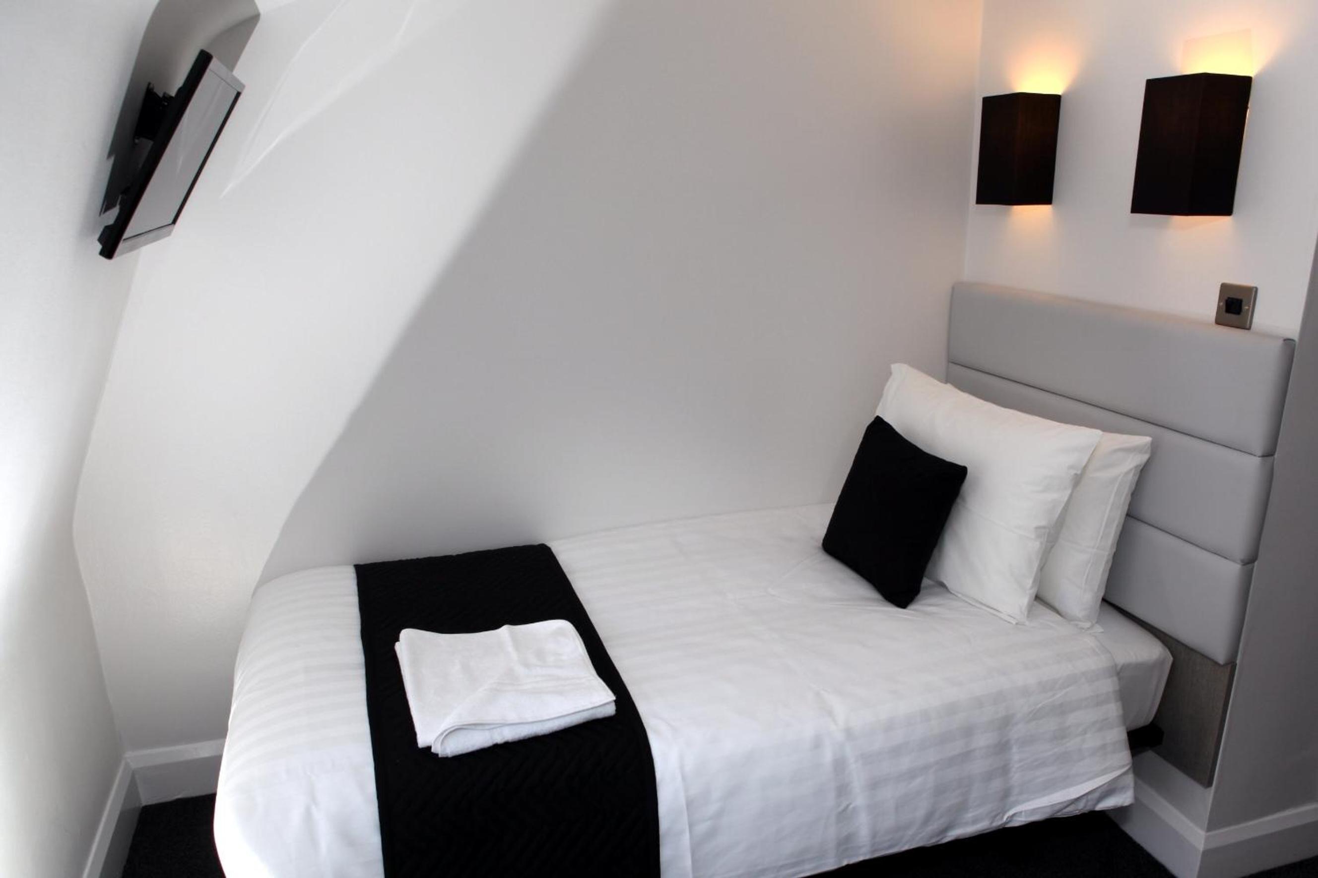 Single Room photo 1