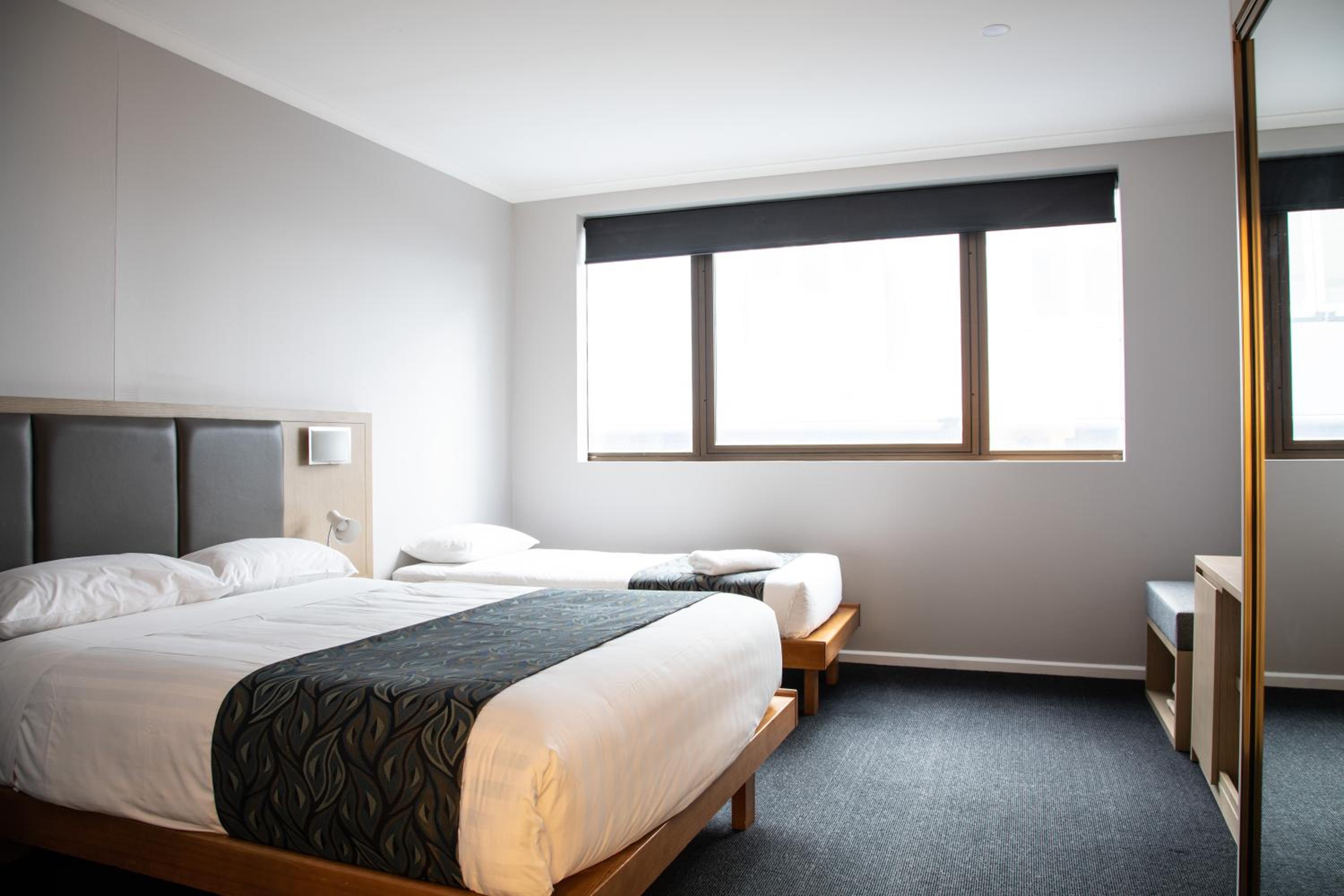 Studio Apartment Queen + Single Bed - CT2             - Photo 4