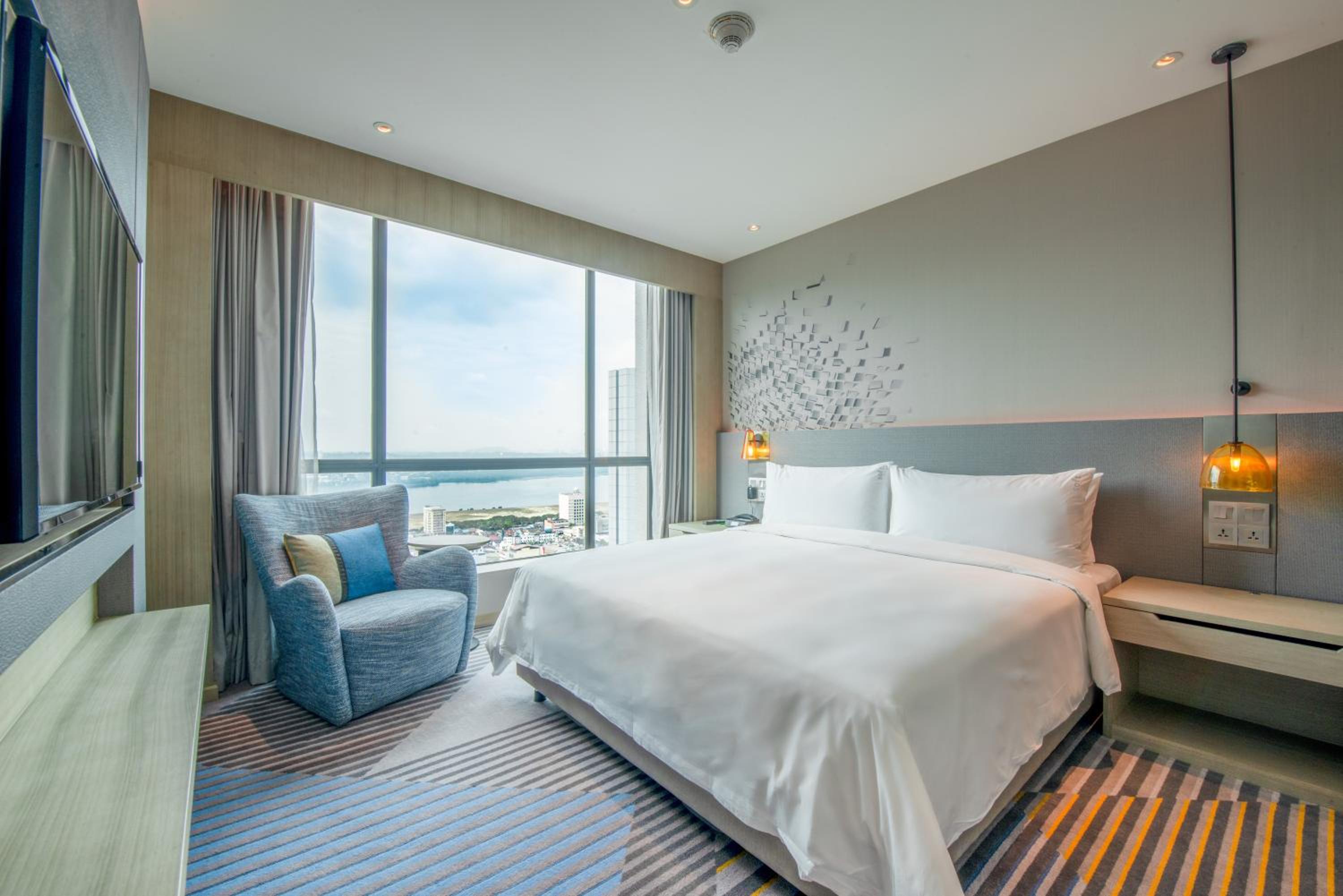 King Suite with Sofa Bed - Top Floor