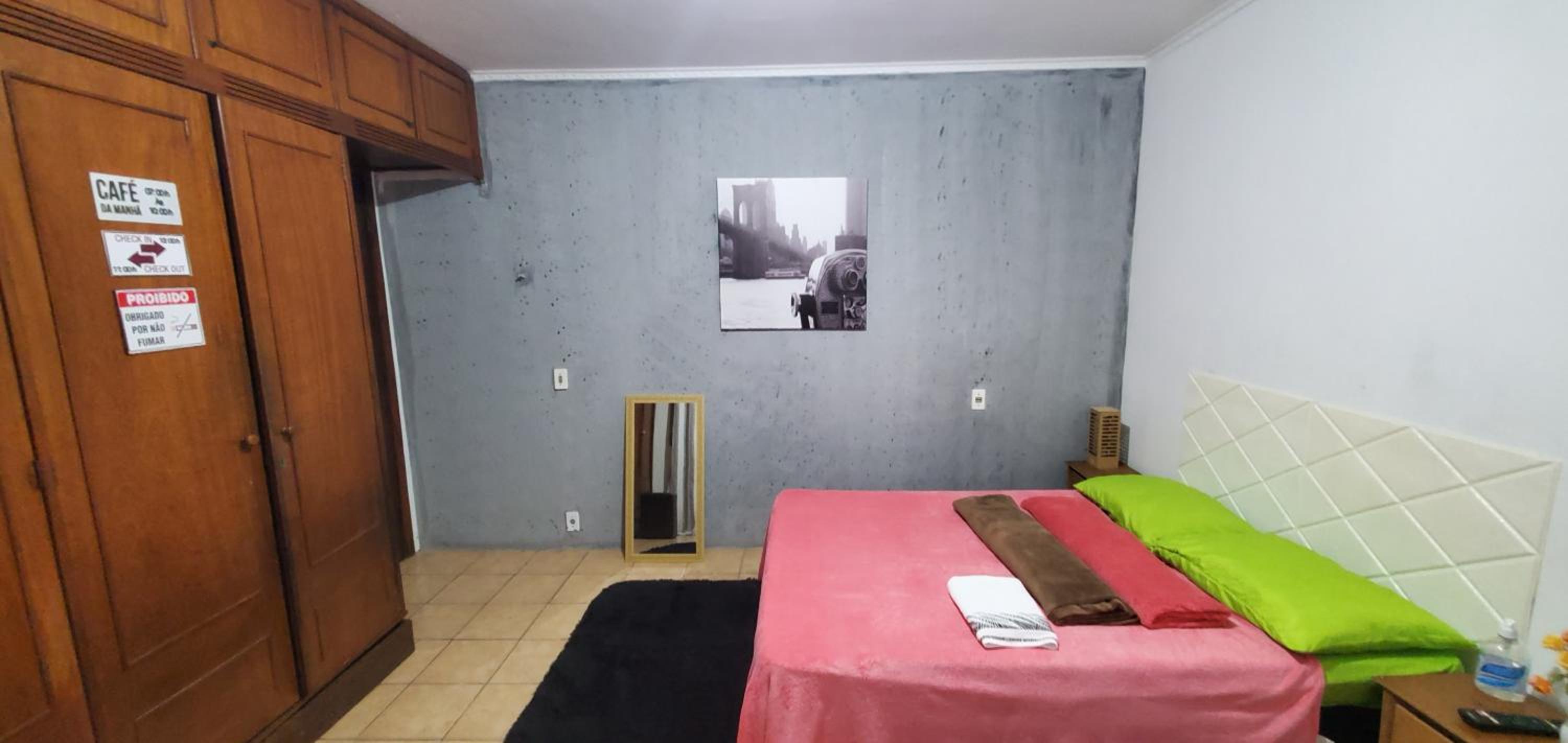 Double Room with Private Bathroom - Photo 11