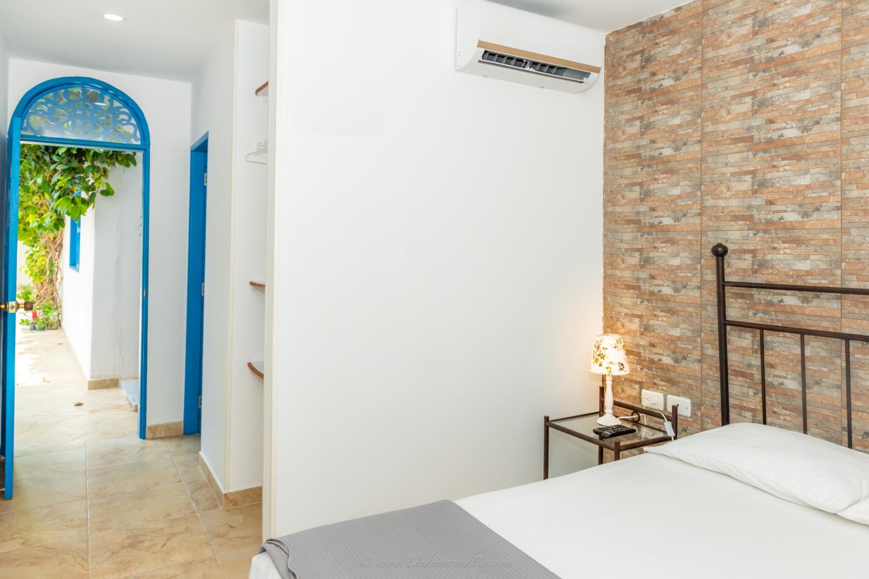 Standard Double or Twin Room photo 1
