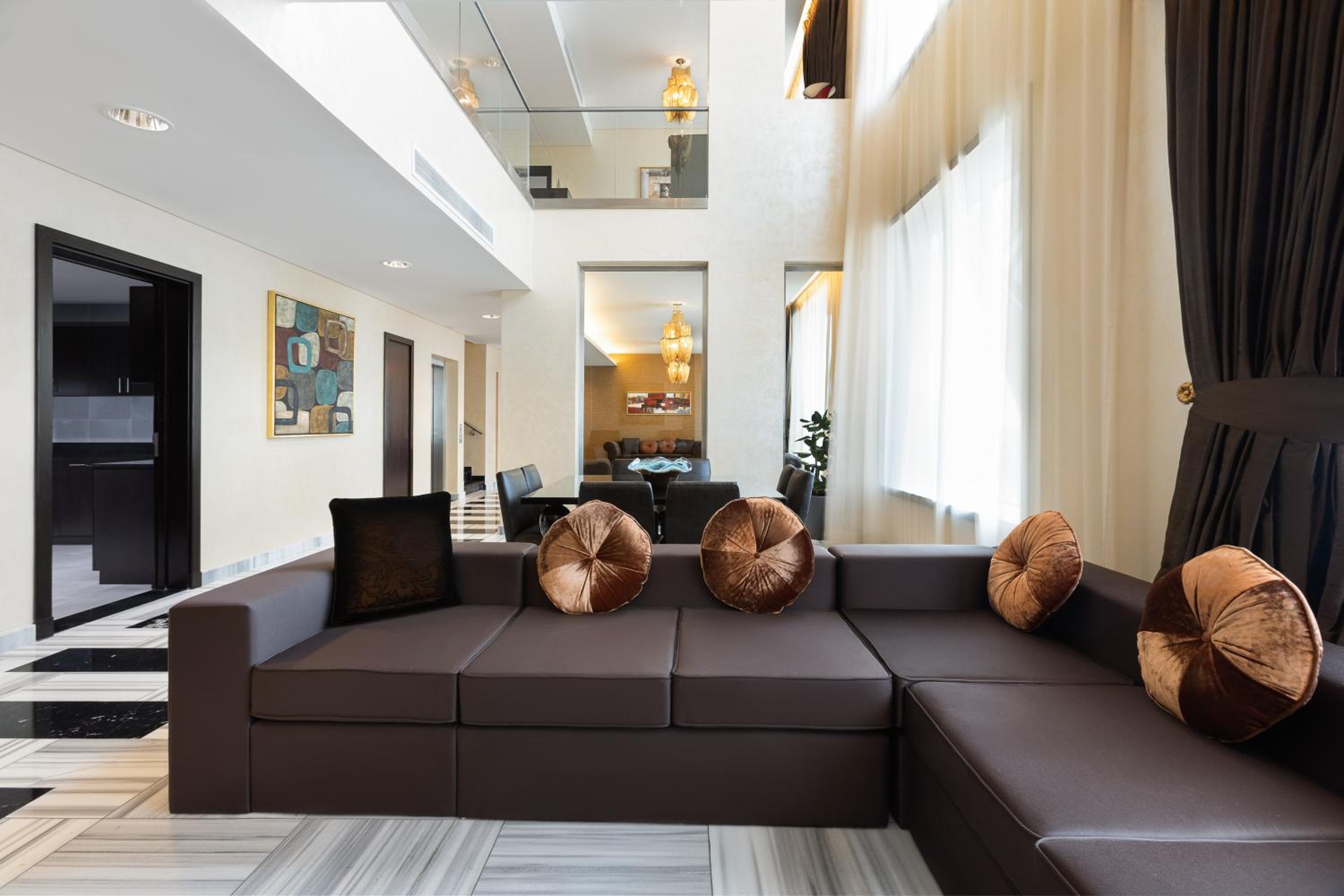 Royal Suite with Lounge Access