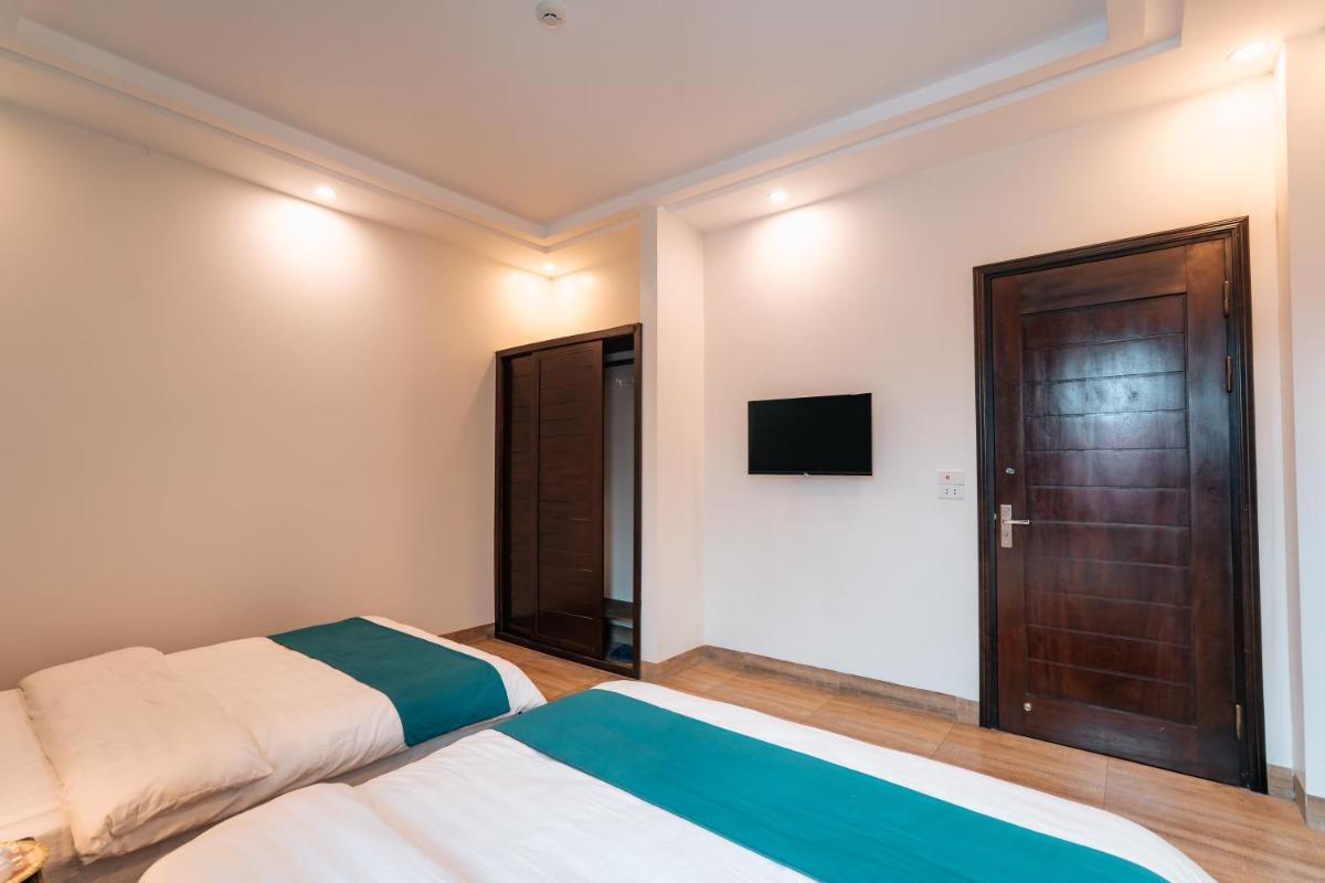 Triple Room with Private Bathroom - Photo 1