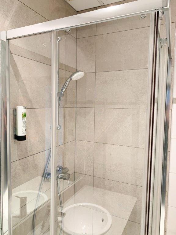 Single Room Ensuite photo 2