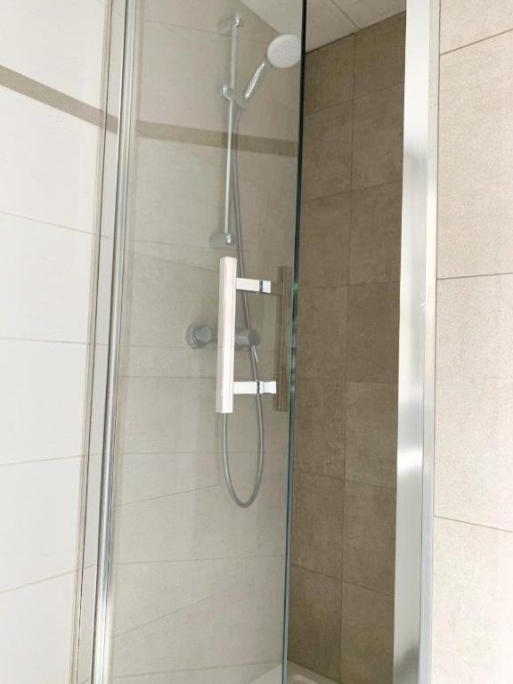 Triple (Bunk & Single) Room Ensuite photo 2