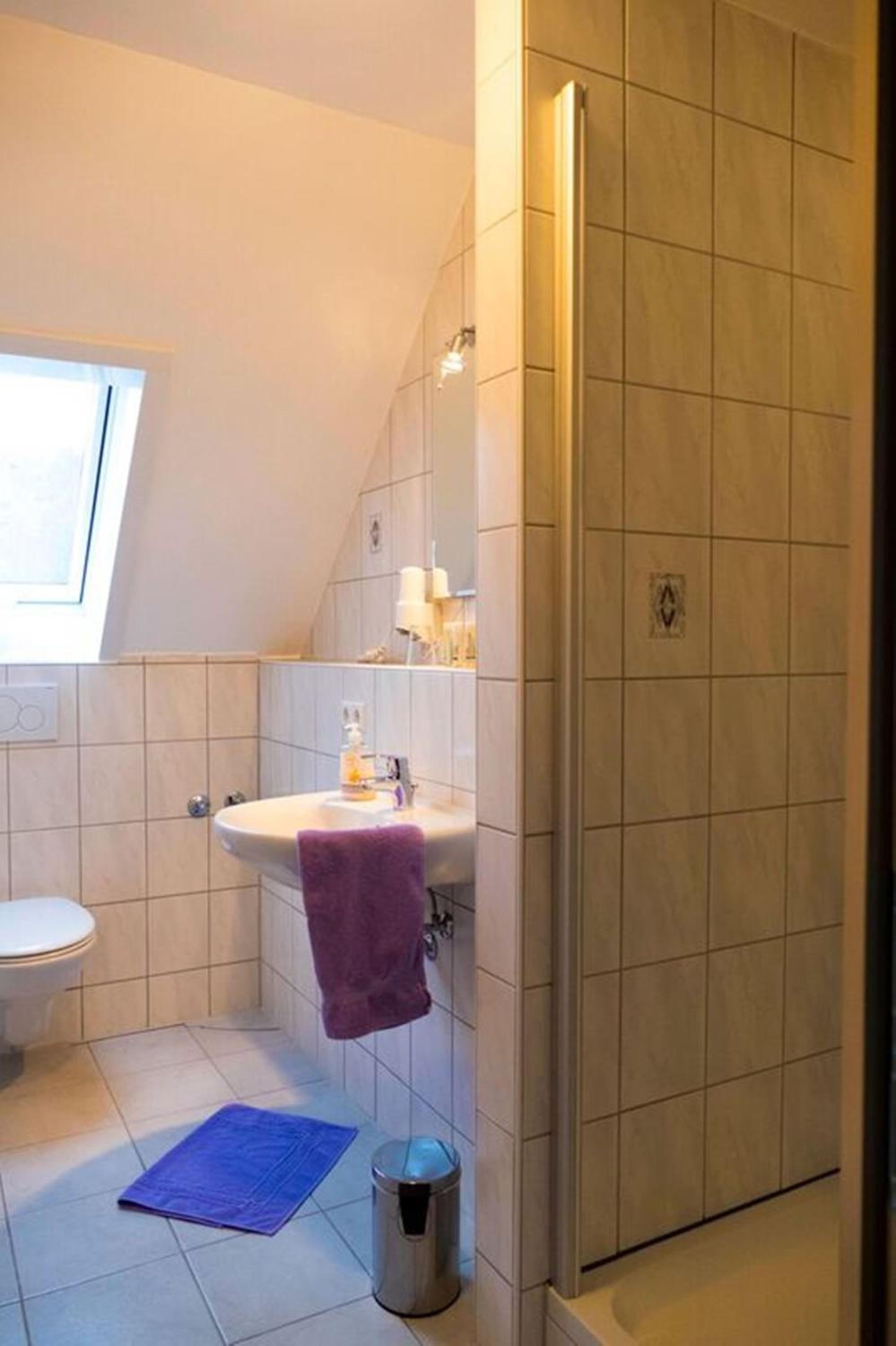 Double Room - Photo 4