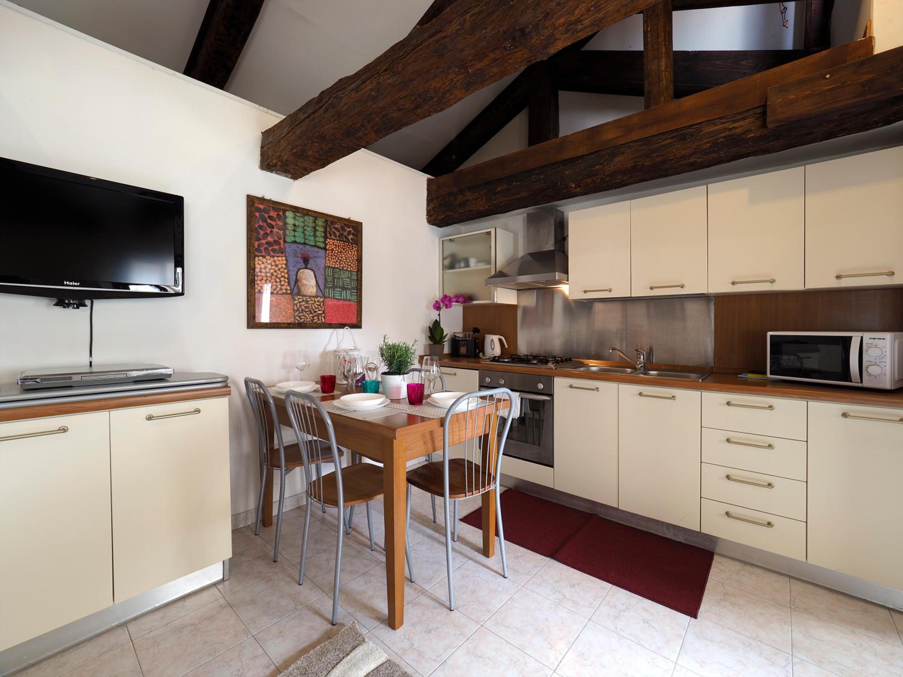 Penthouse Apartment photo 2