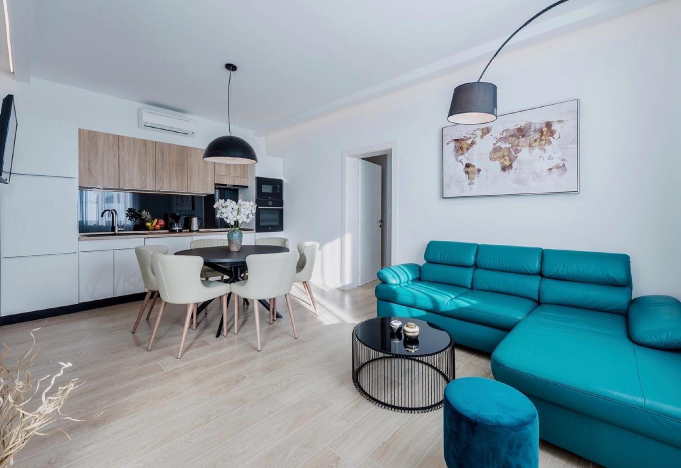 Drei-Zimmer-Villa mit Swimmingpool