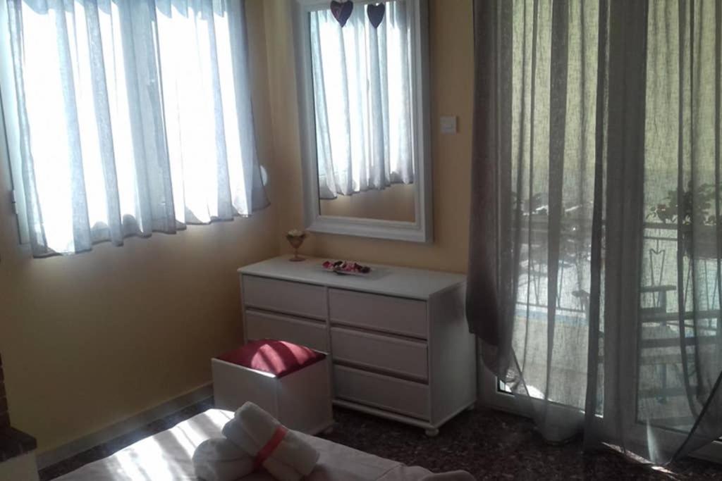 Two-Bedroom Apartment - Photo 18
