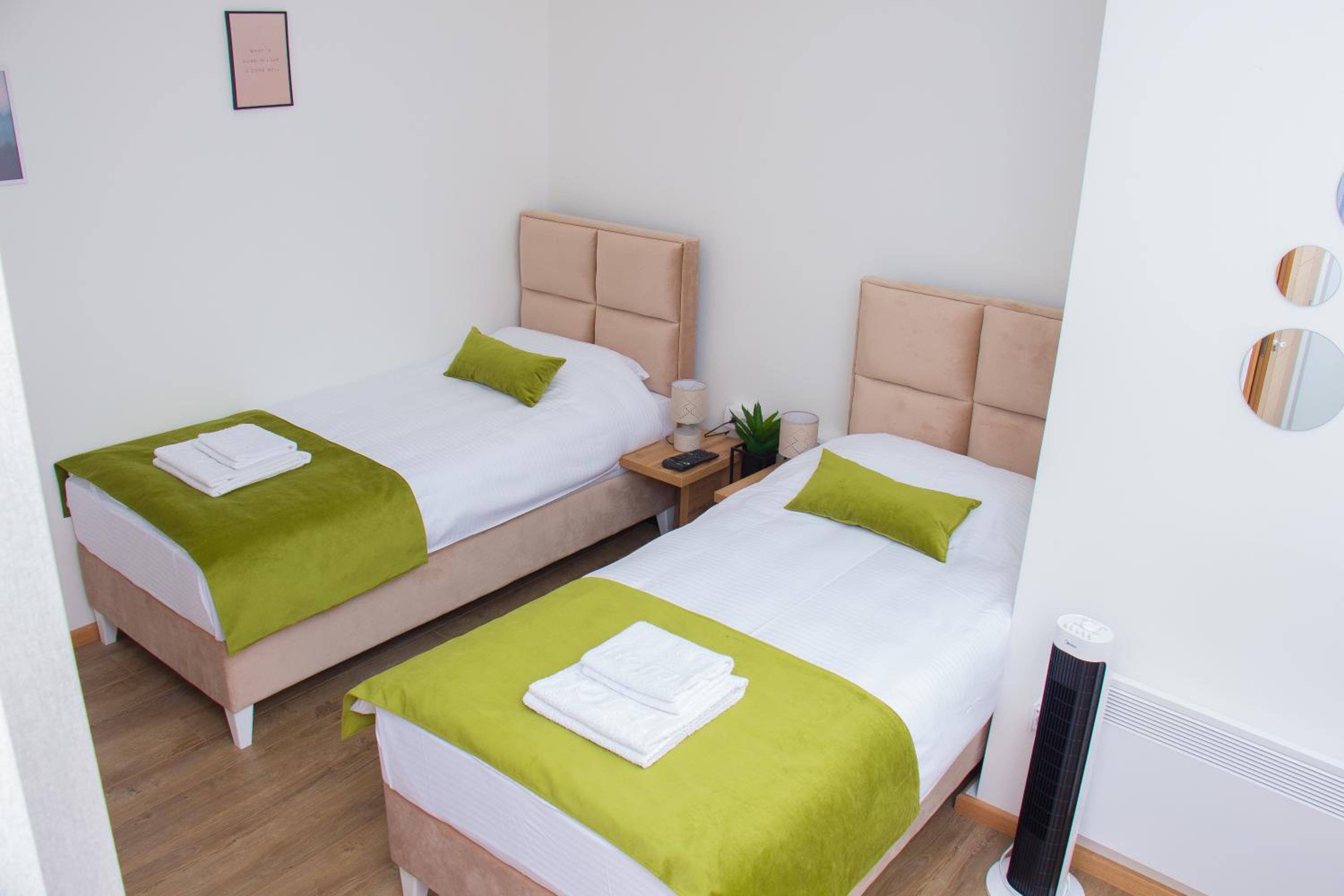 Deluxe Twin Room