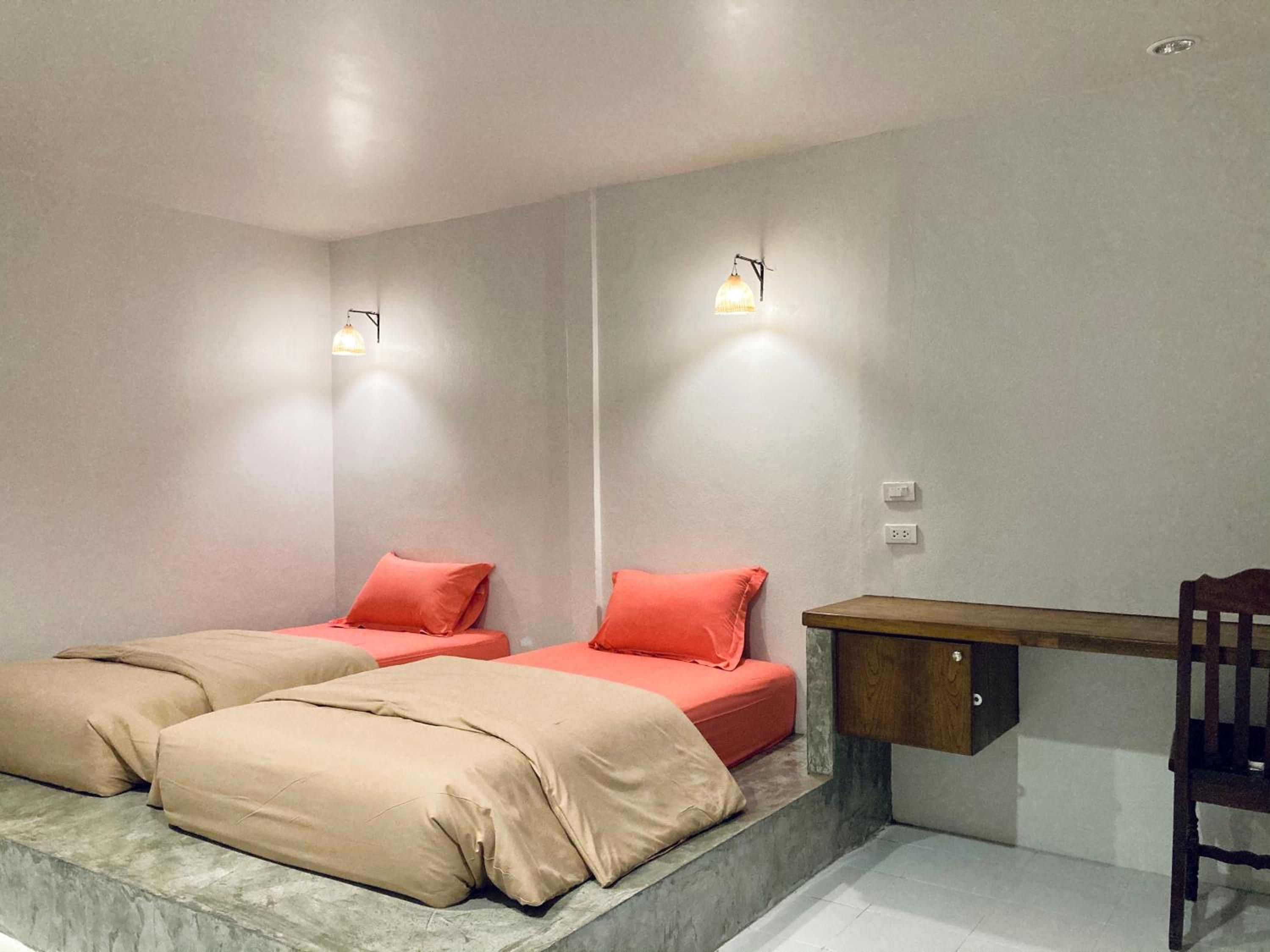 Budget Twin Room photo 1