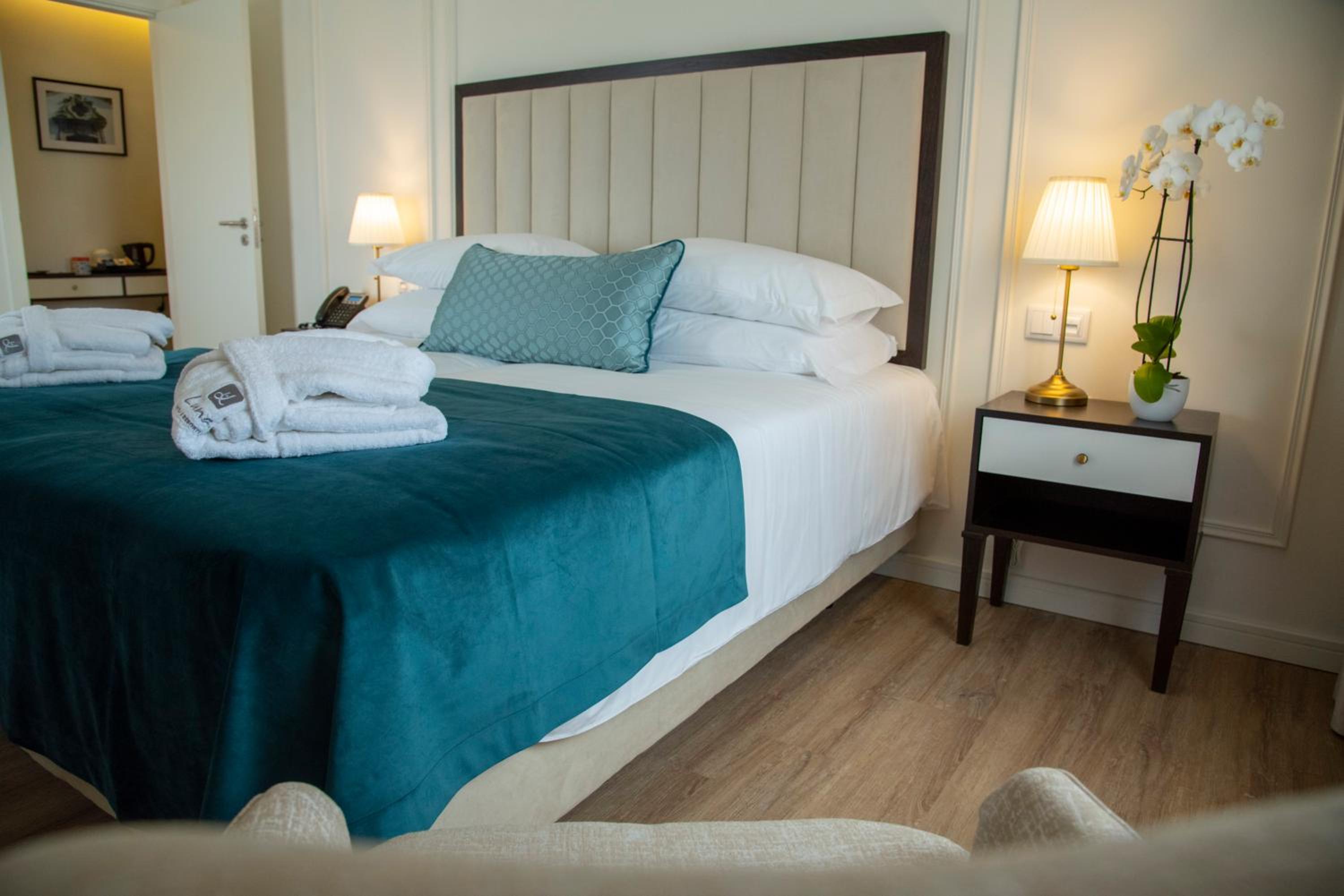 Twin Room - Photo 2