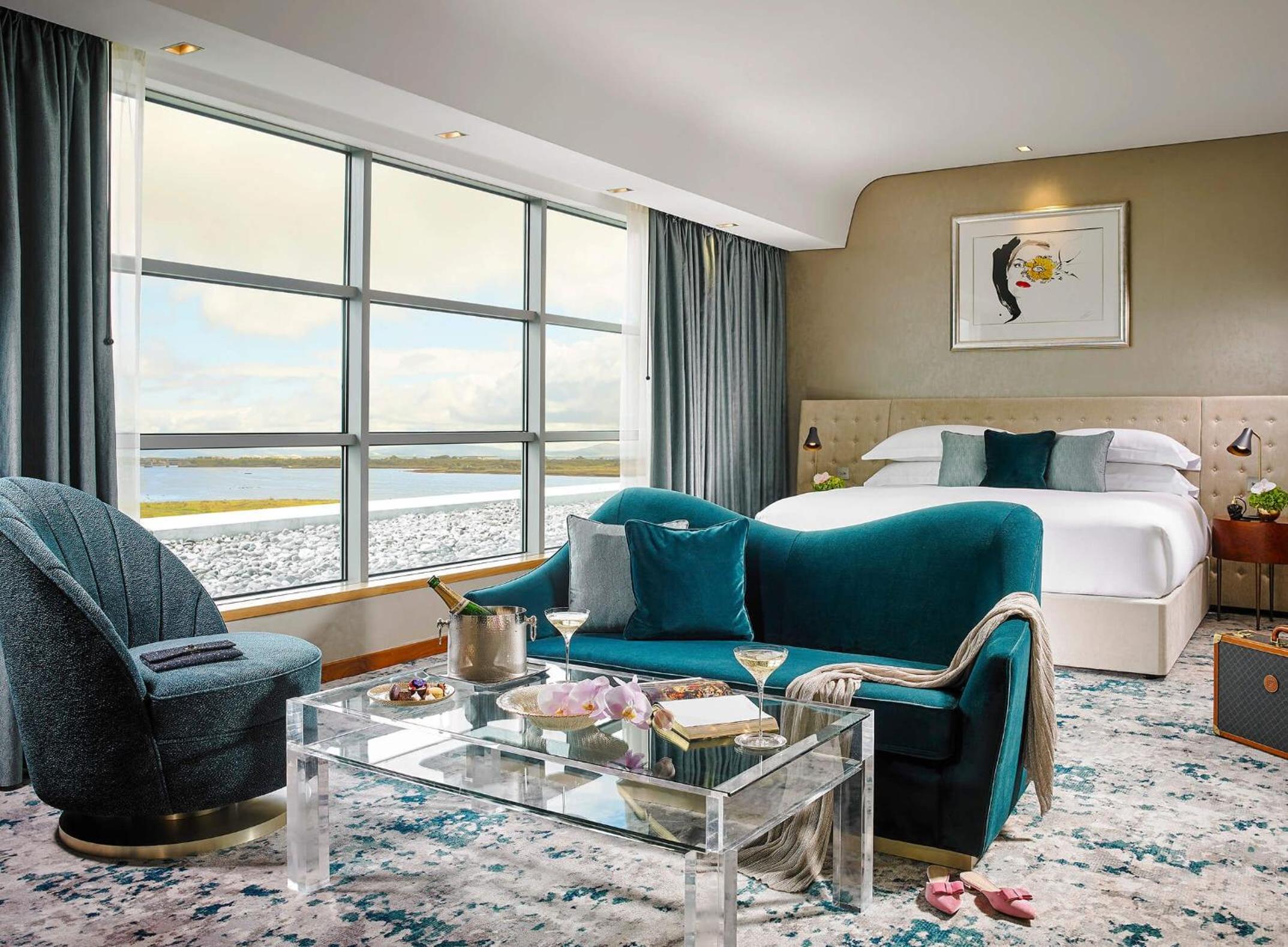 Junior Suite with View