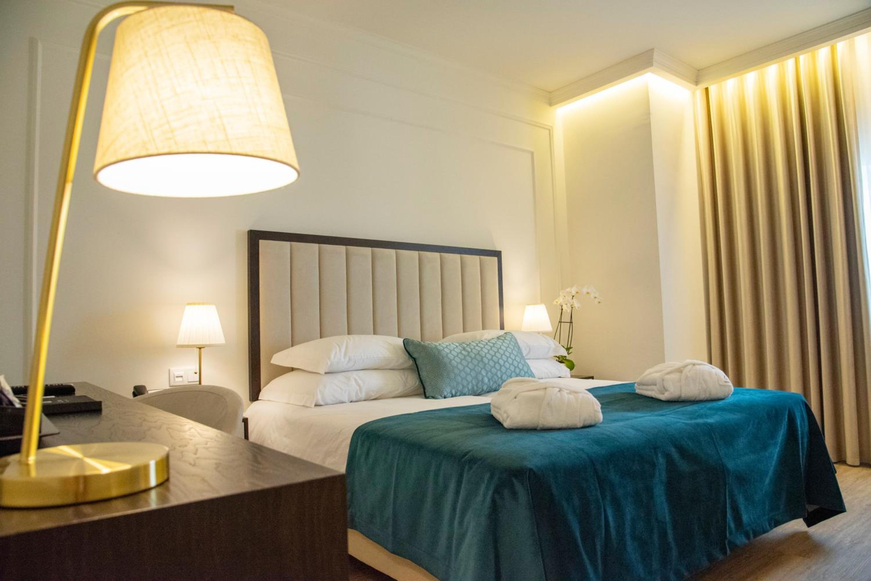 Suite - Photo 5