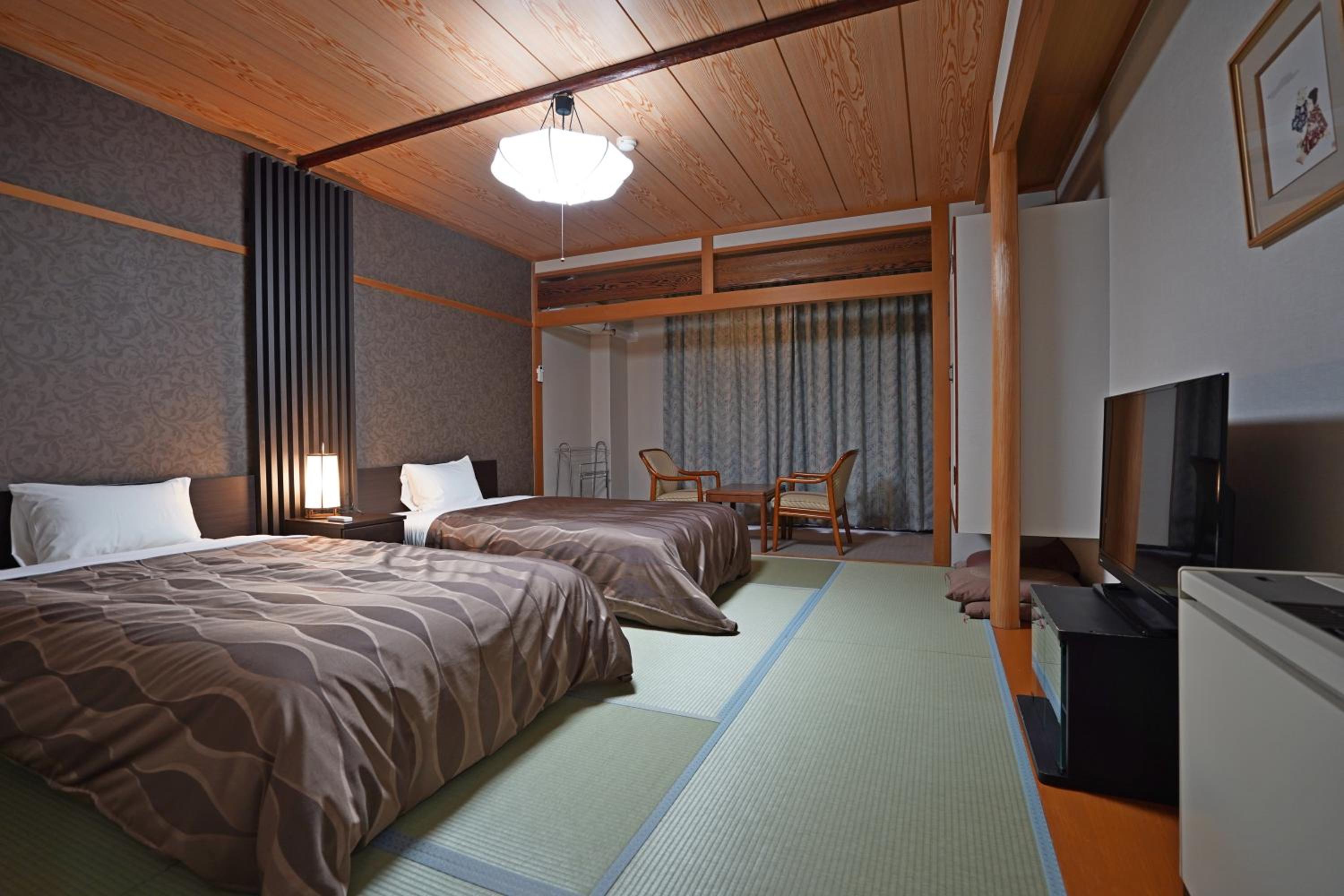 Twin Room With Tatami Floor And Shared Bathroom - Non-Smoking