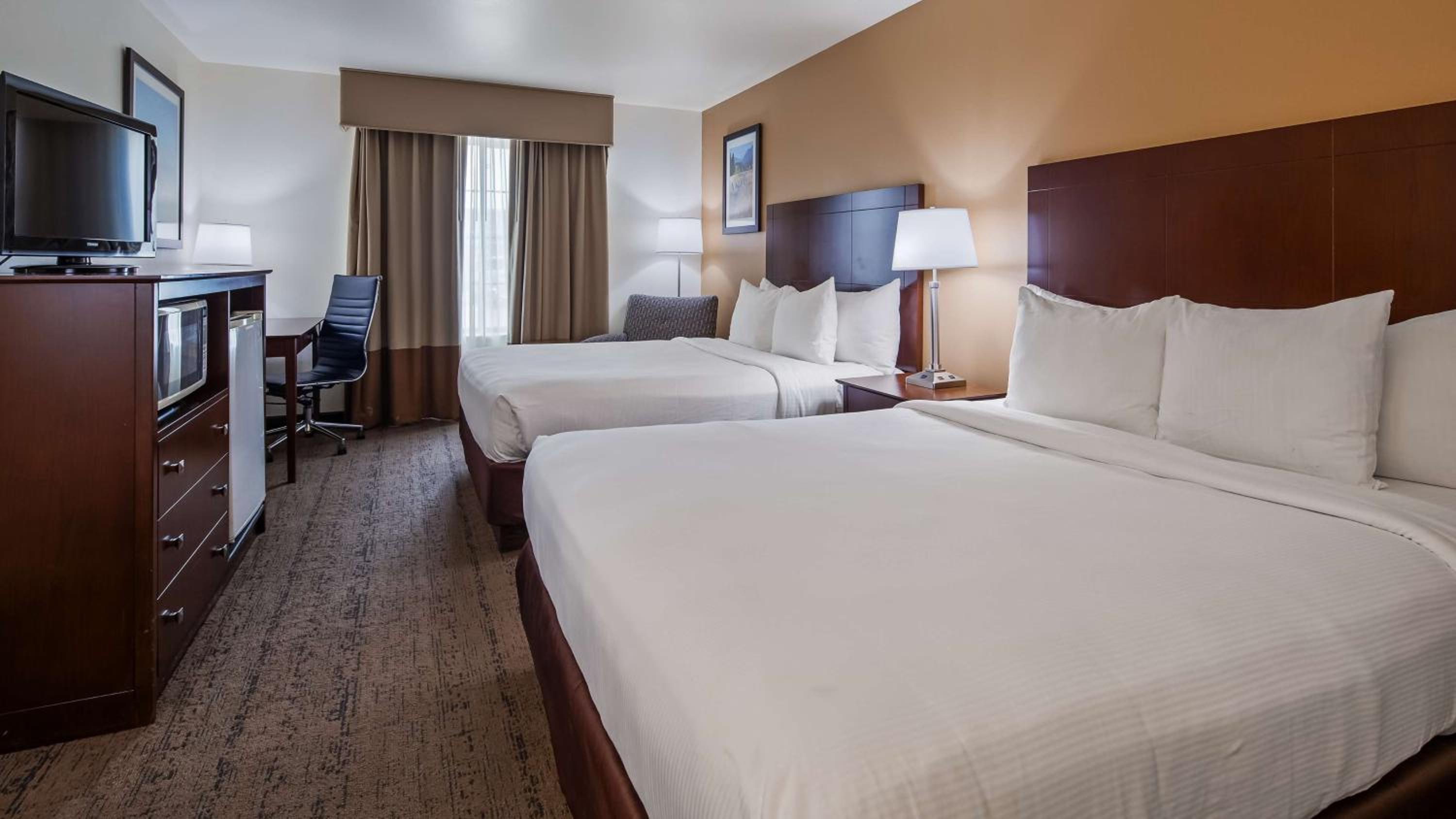 Queen Room with Two Queen Beds - Non-Smoking