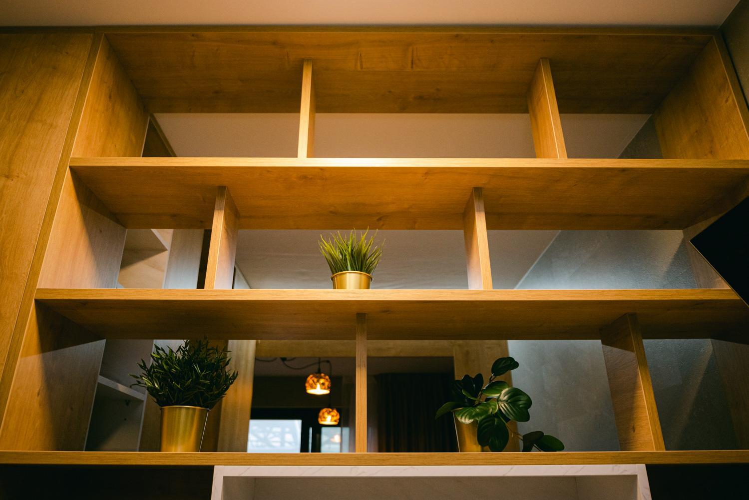 One-Bedroom Apartment - Photo 3