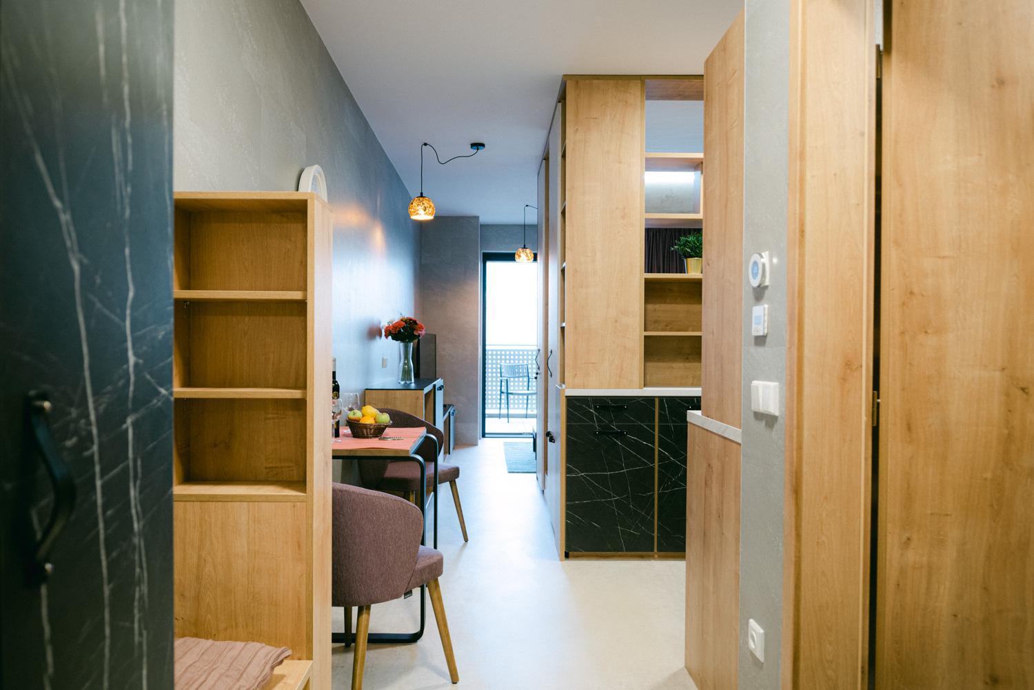 One-Bedroom Apartment - Photo 11