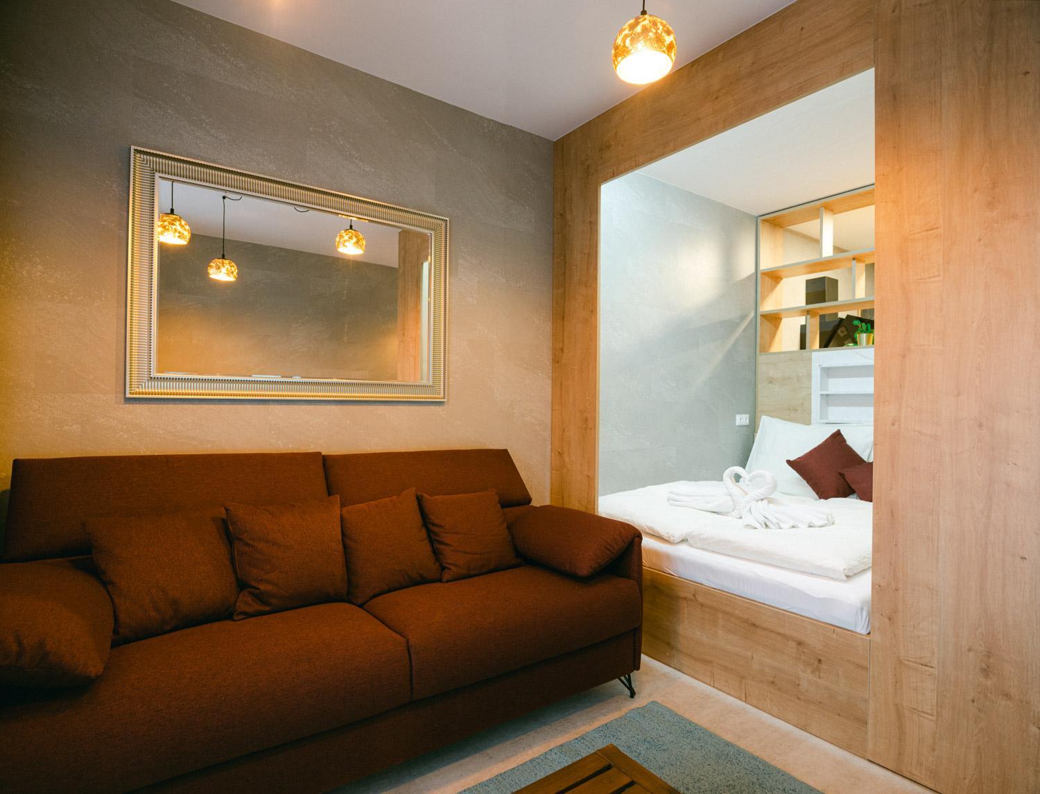One-Bedroom Apartment - Photo 1