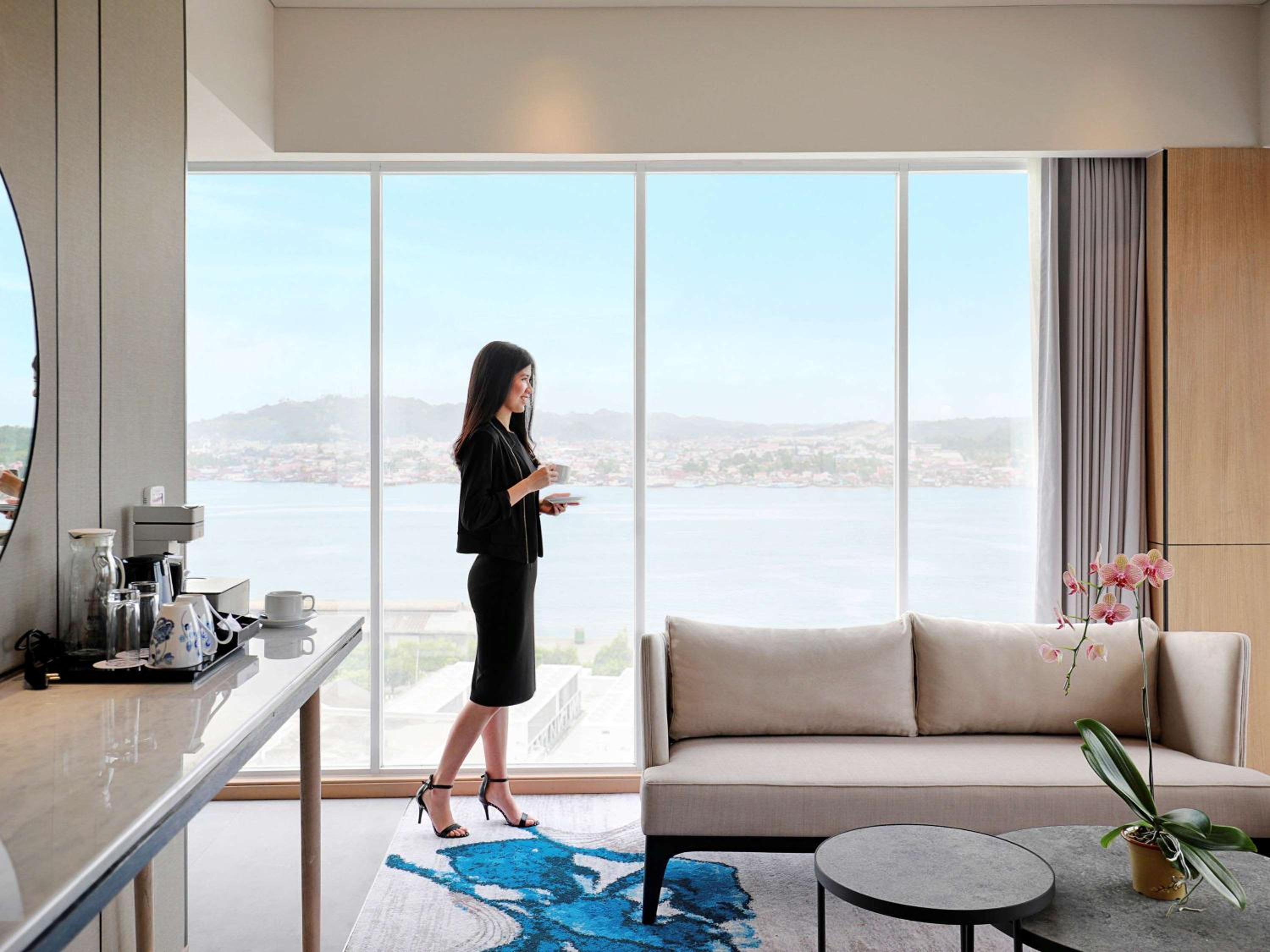 Deluxe King Suite with River View  - Photo 4