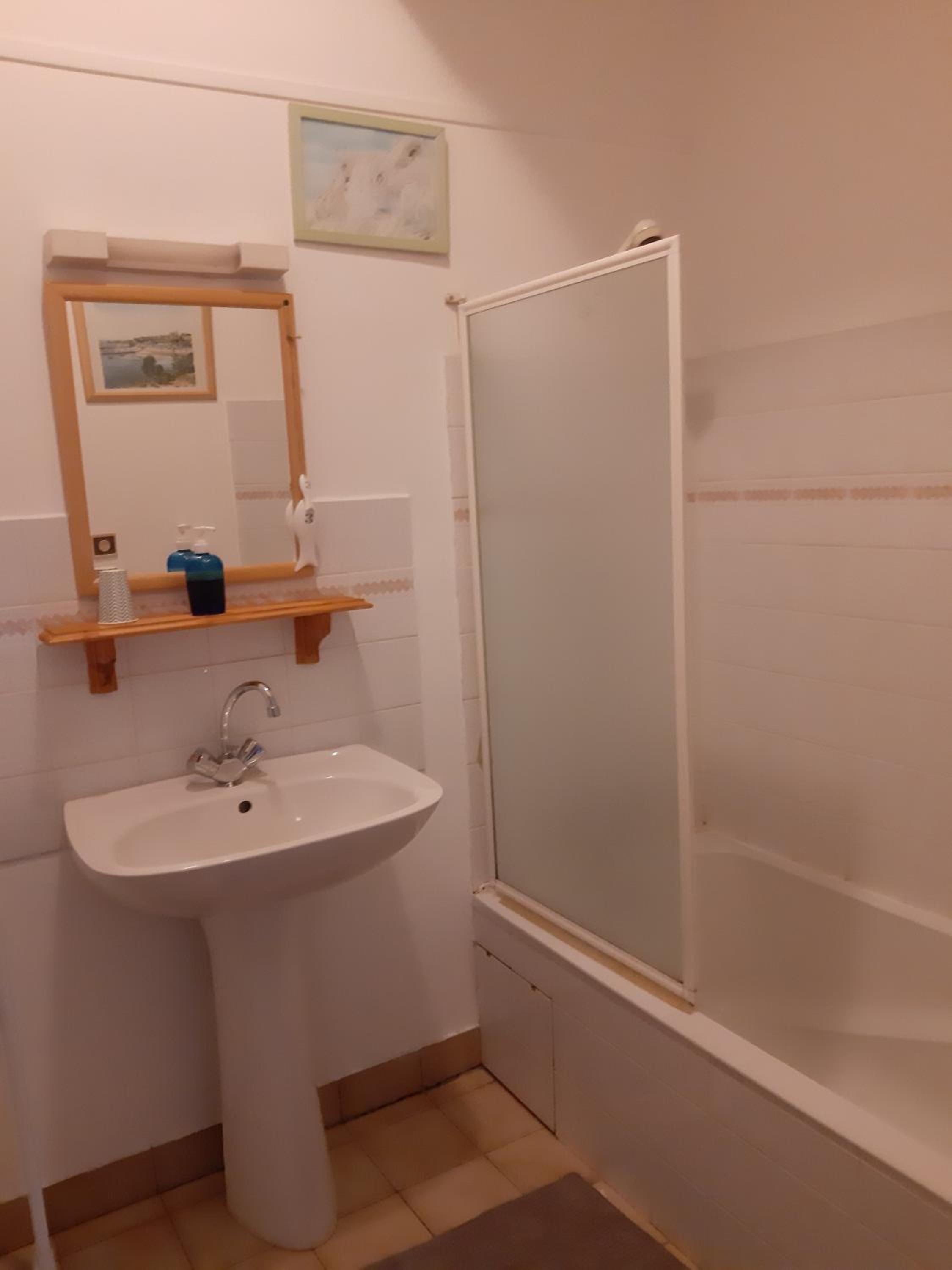 Triple Room with Bathroom photo 3