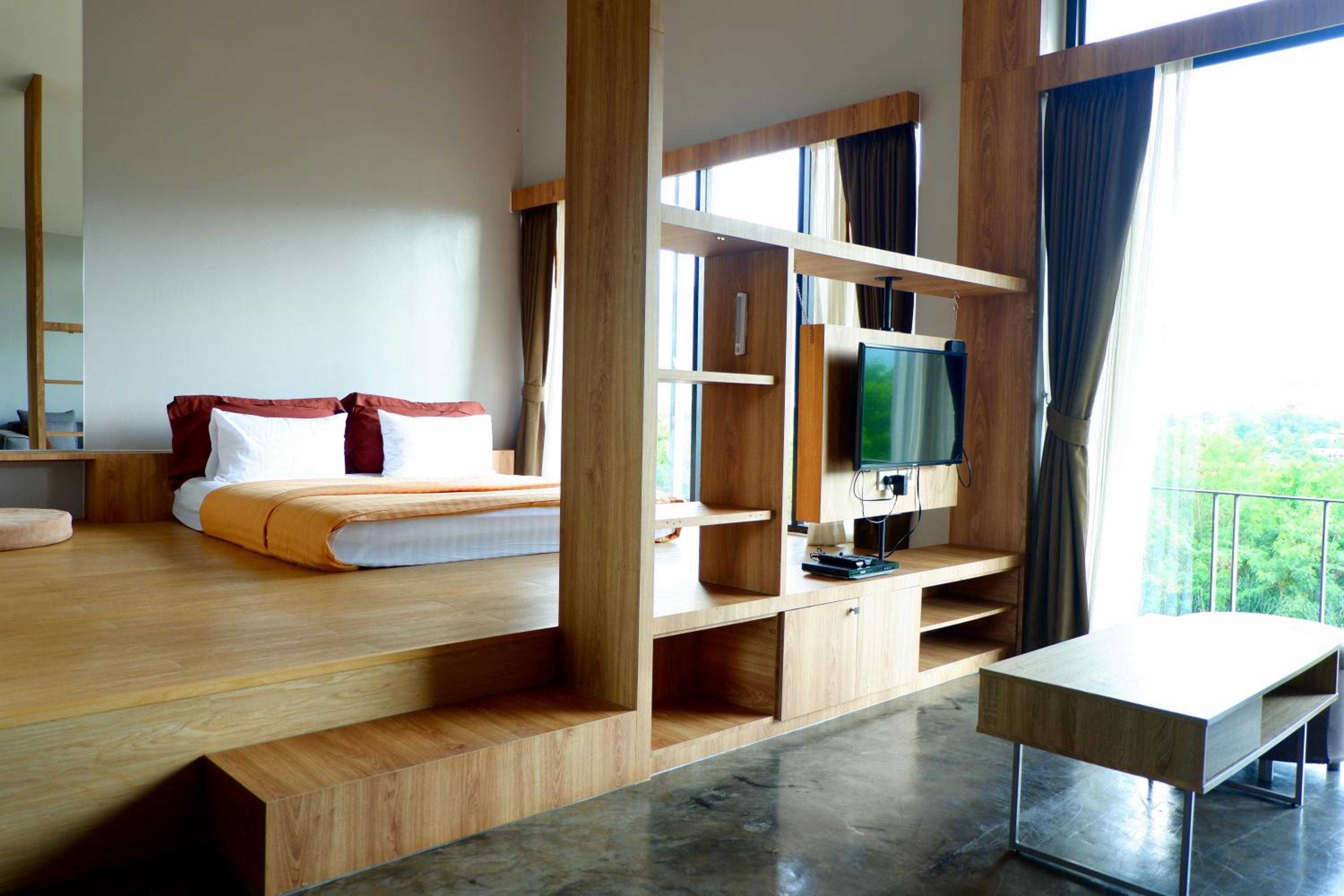 Junior Suite with Terrace - Photo 1