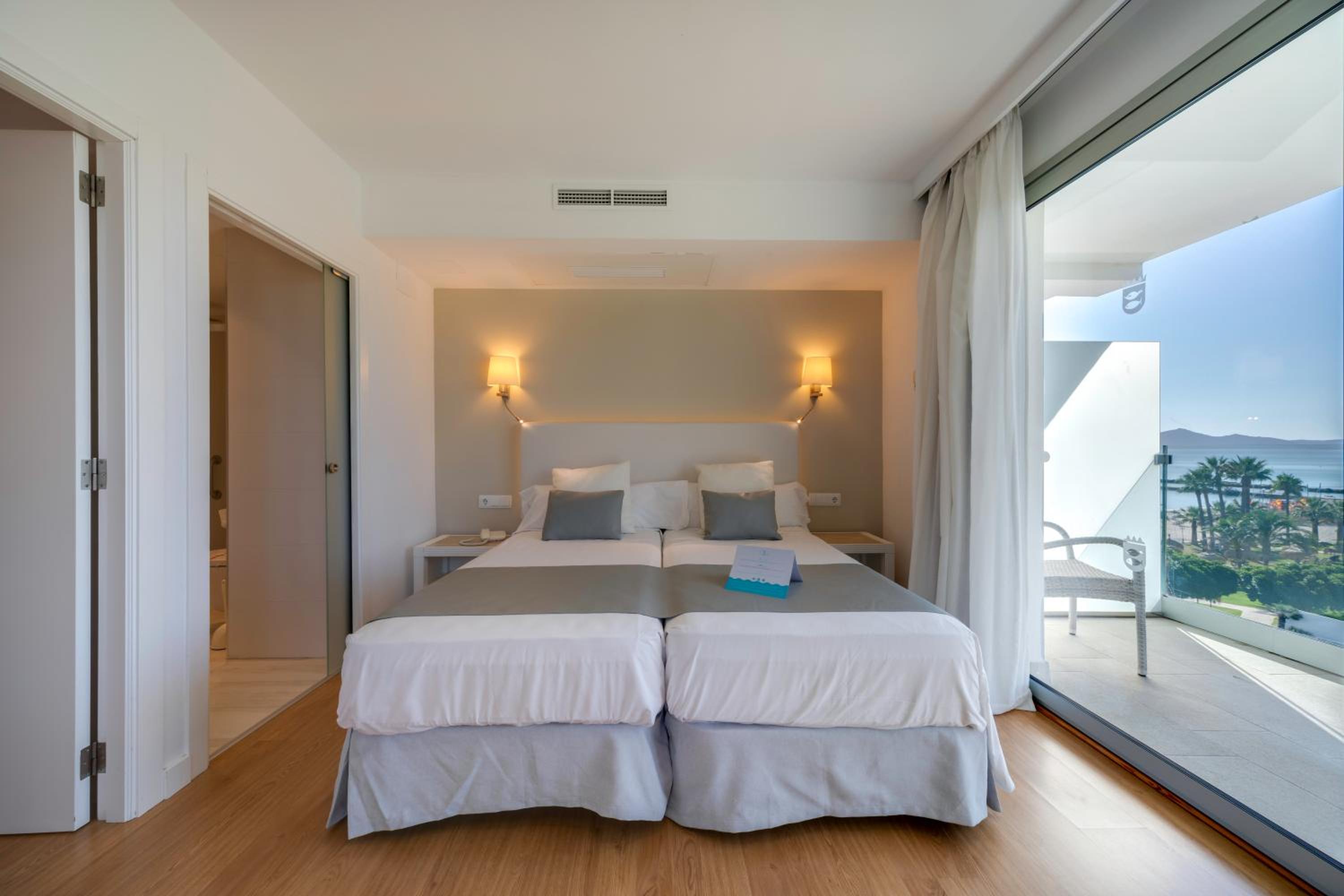 Suite Real con Vista al Mar Frontal