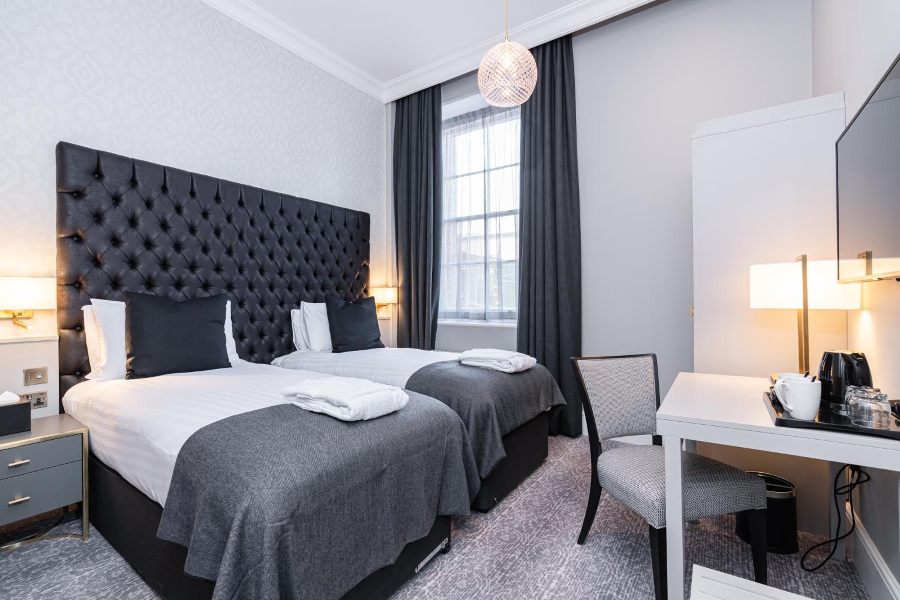 Mansion House Twin room