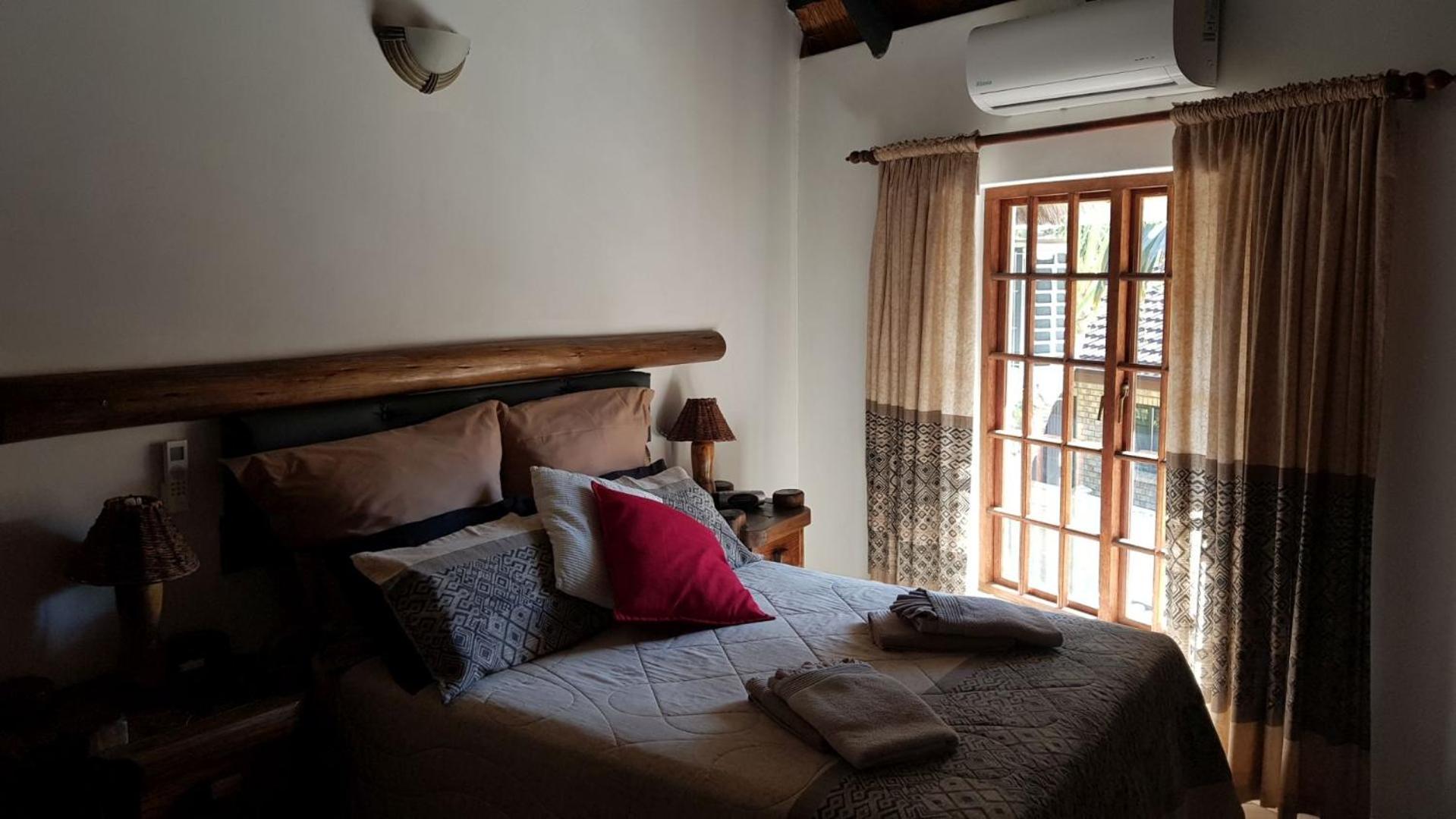 Standard Double Room - Photo 2