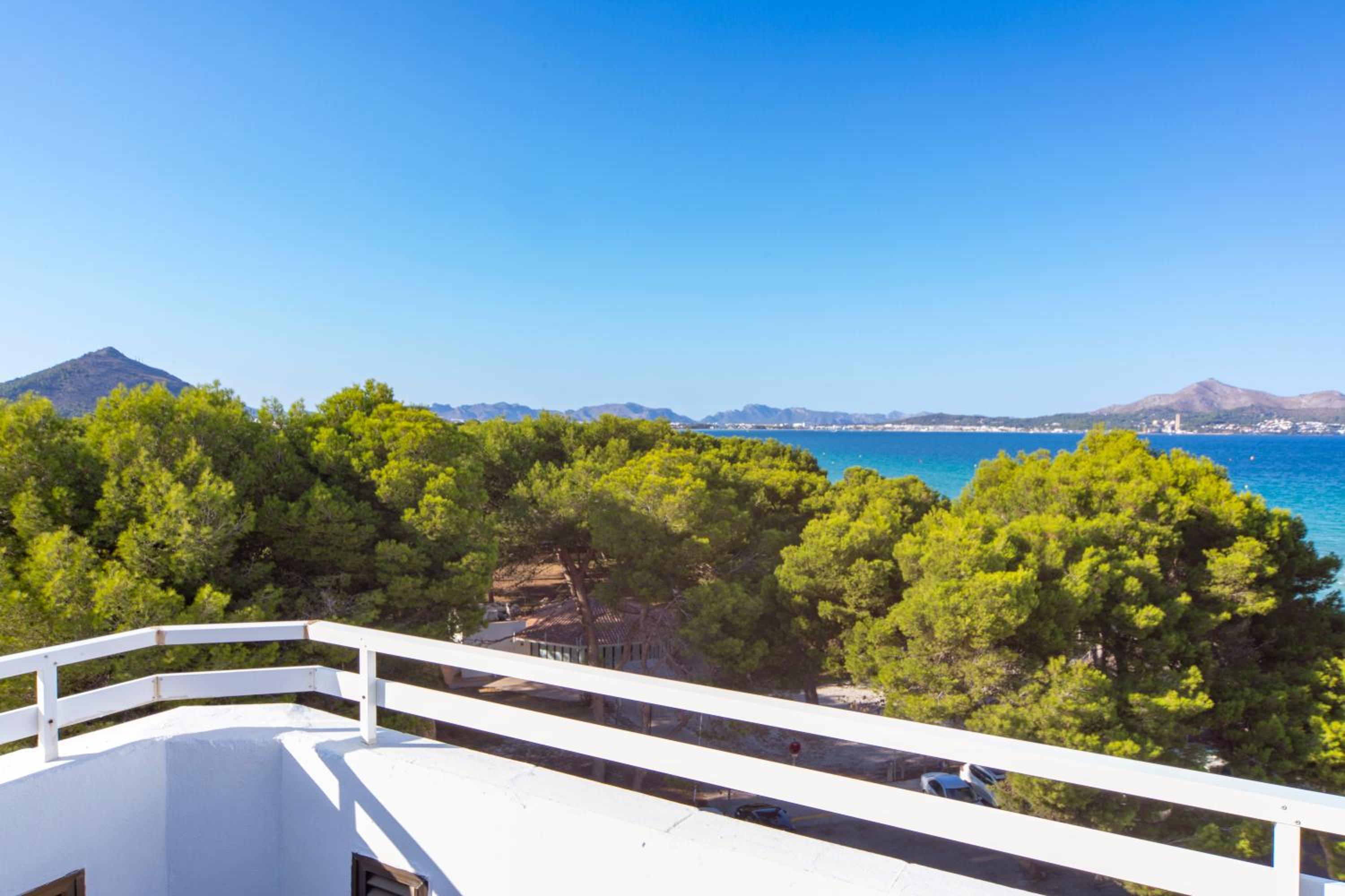Suite Junior Superior con Vista lateral al mar