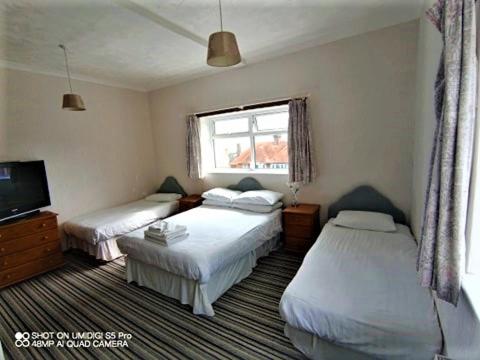 Family Room with Sea View photo 3