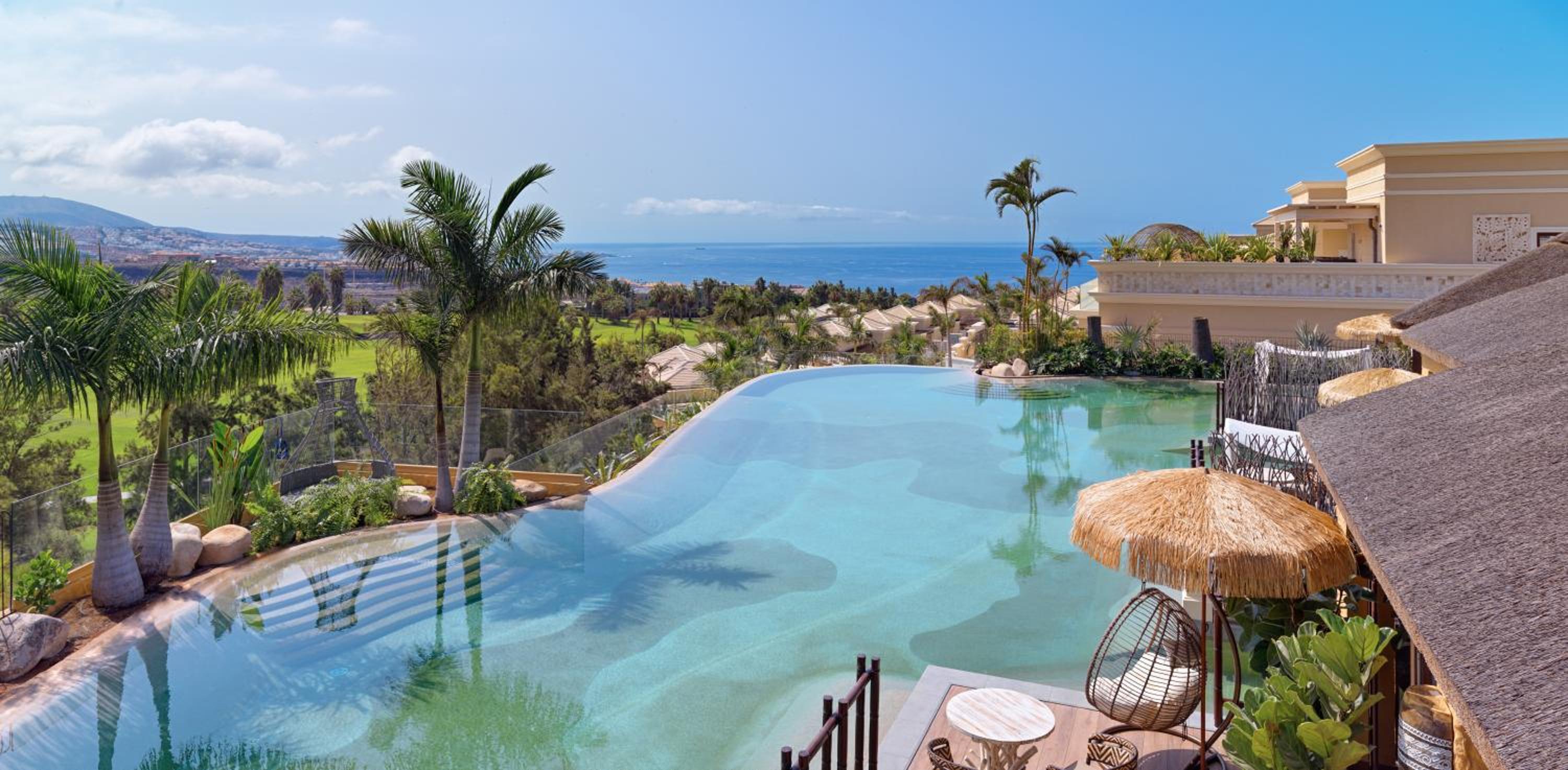 2 Bedroom Lagoon Villa