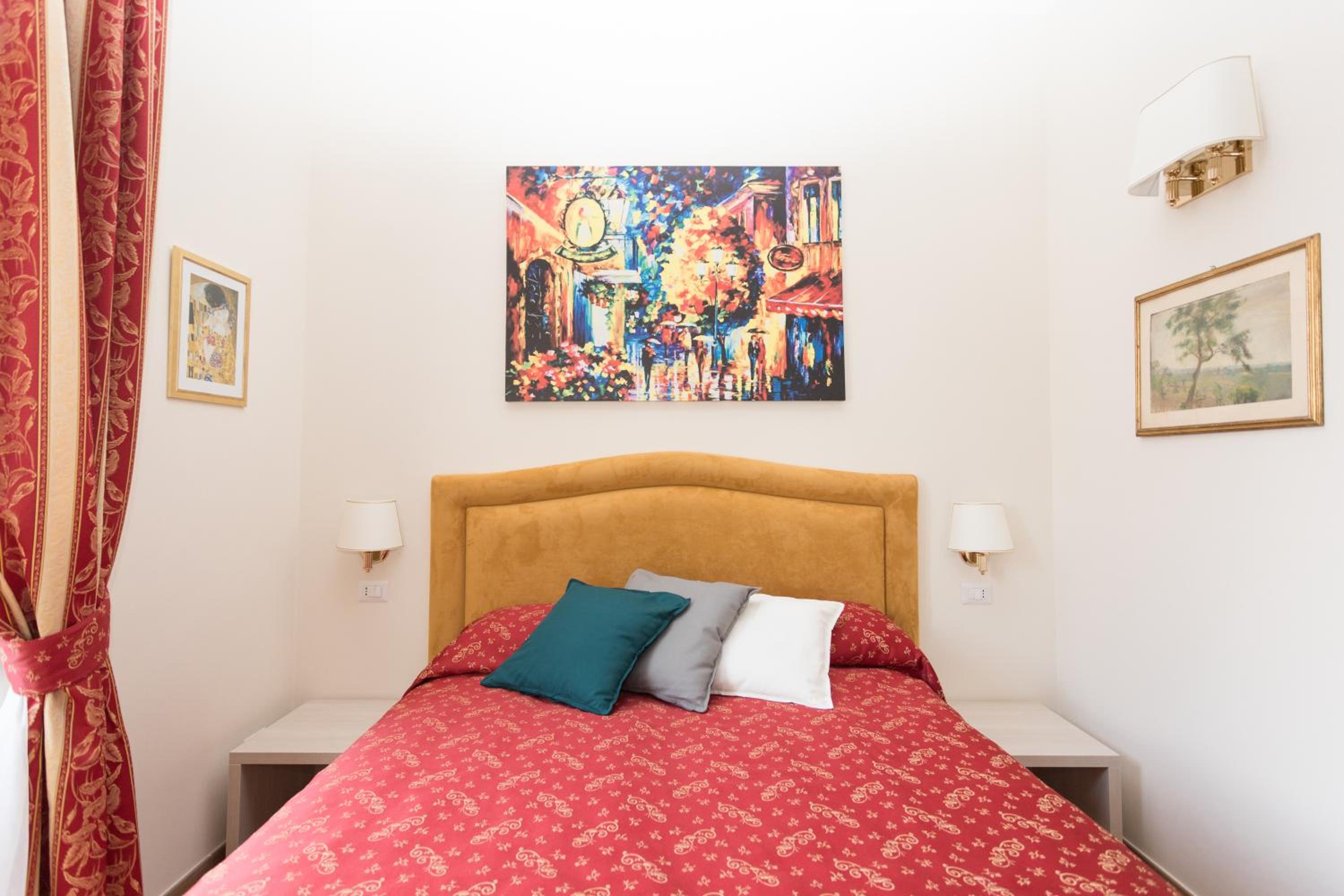 Double Room photo 3