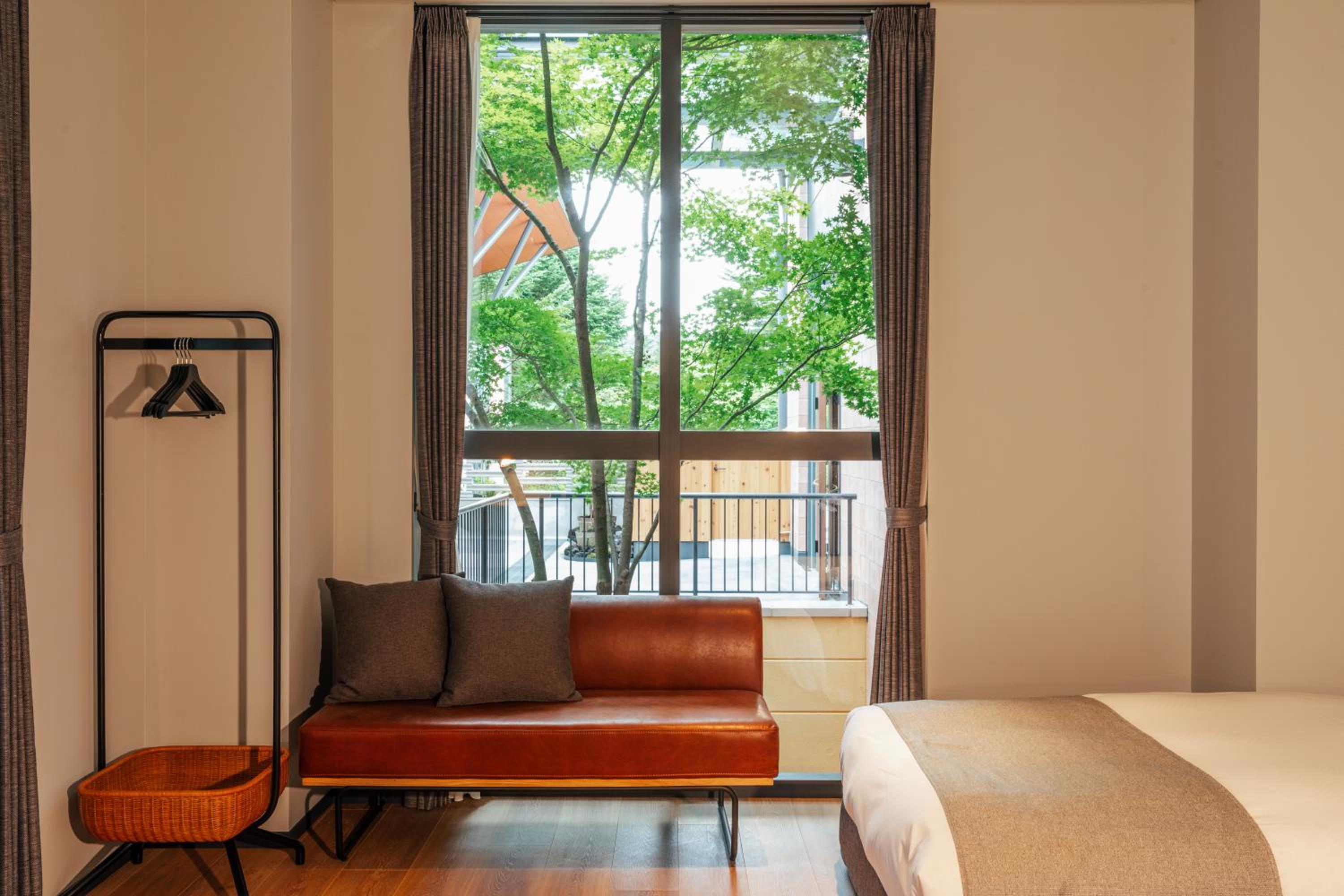 Standard Twin Room - Photo 2