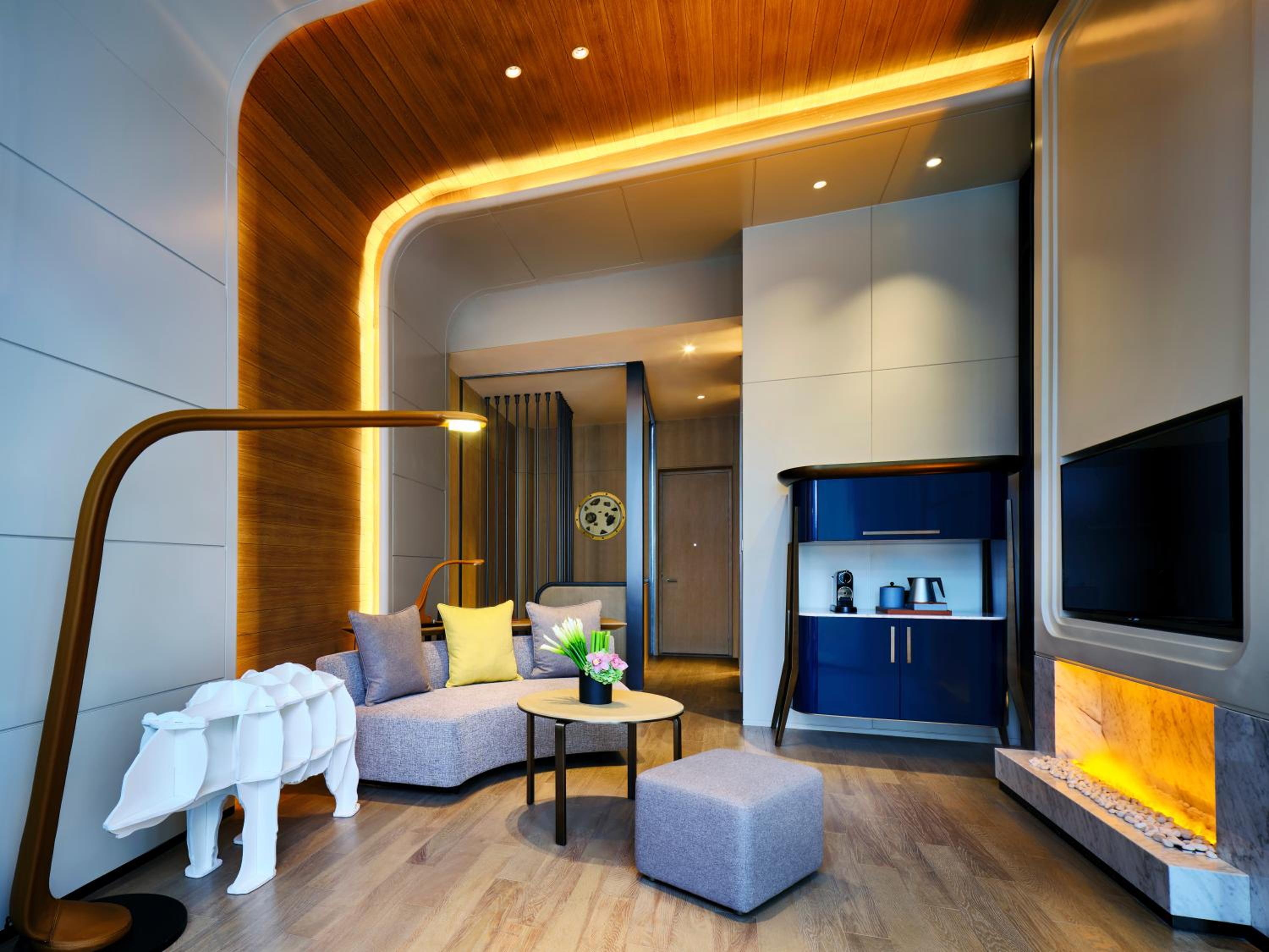 Duplex King Suite with Underwater View photo 1