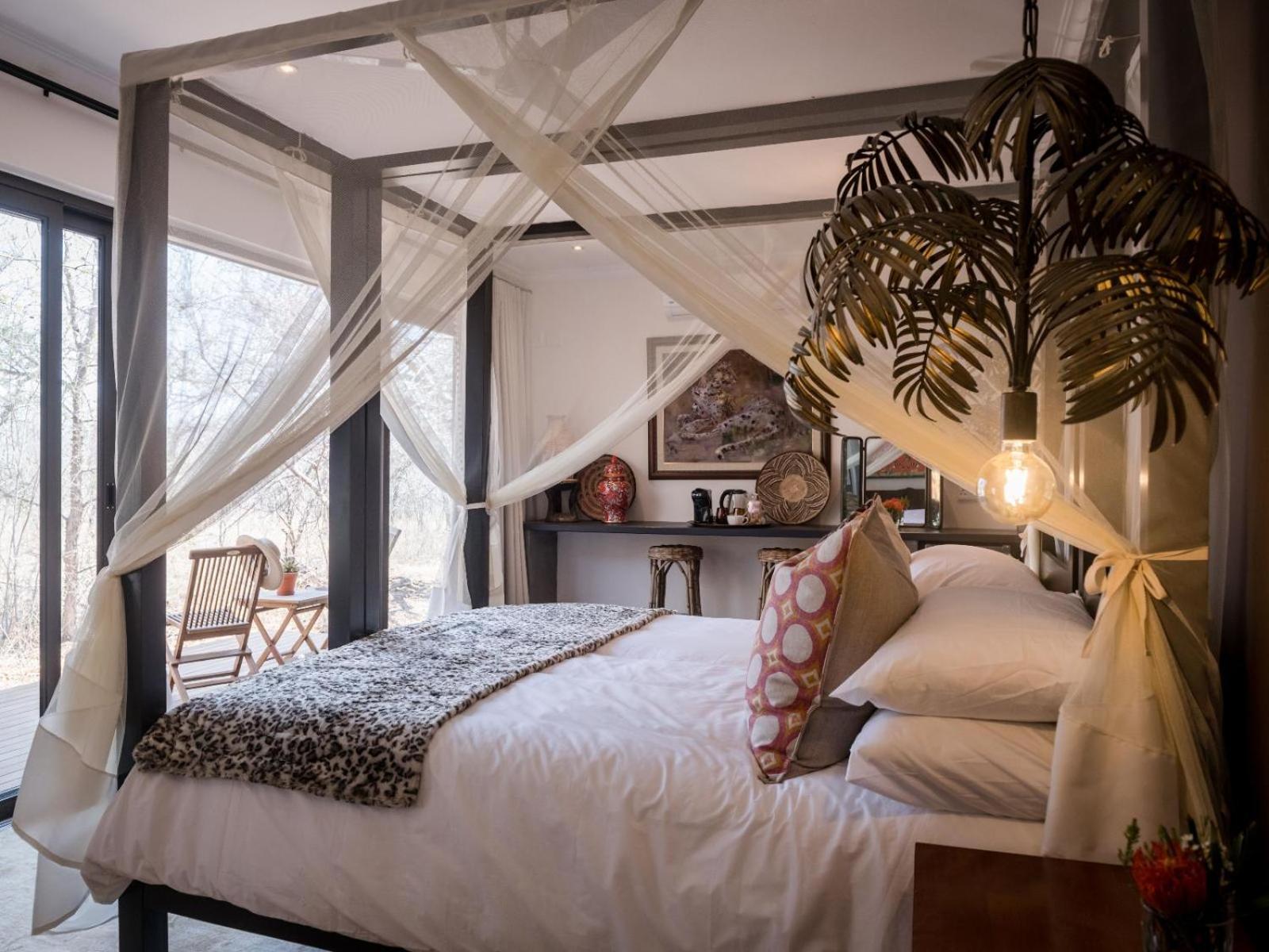Honeymoon Suite