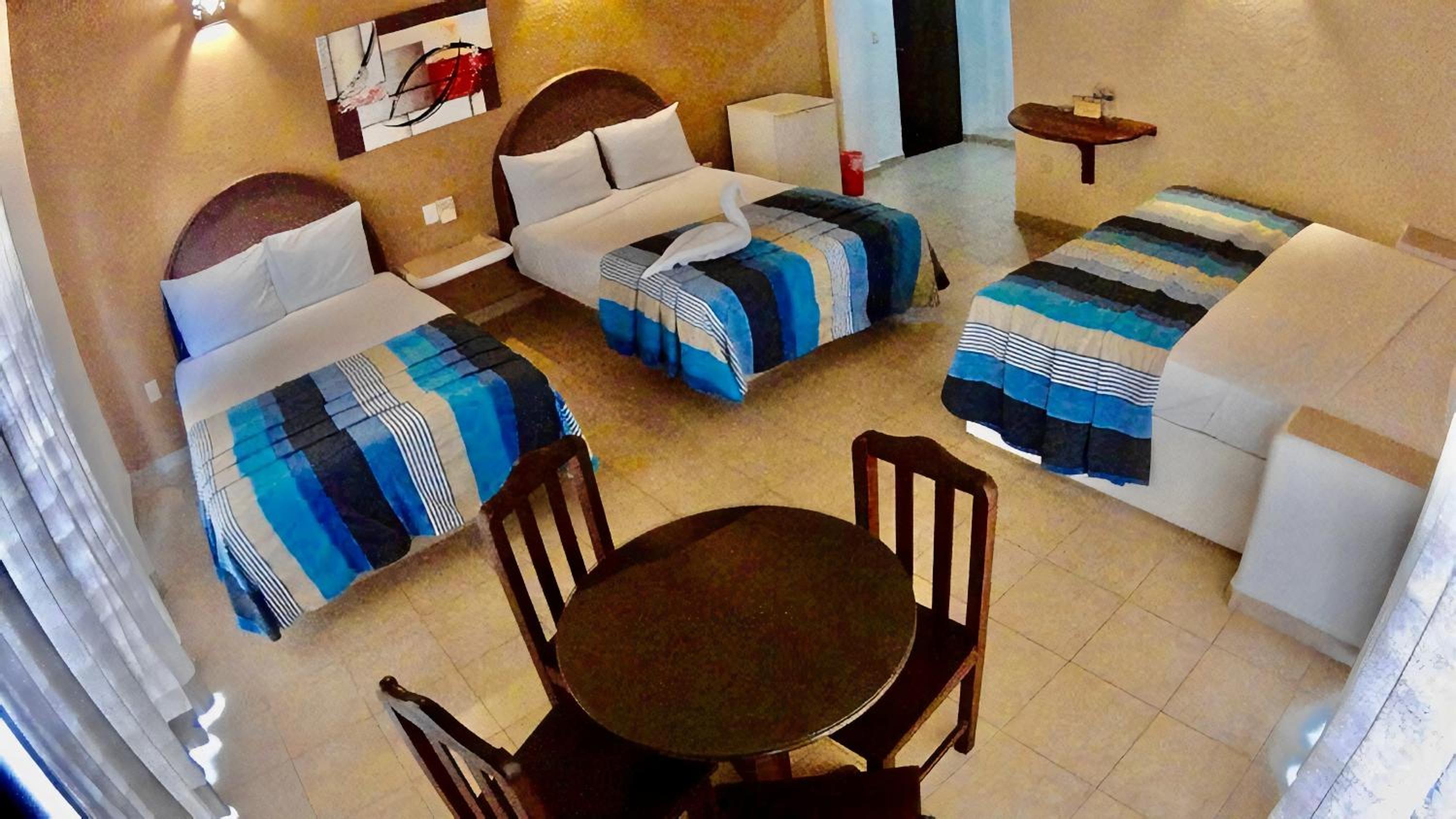 Superior Triple Room photo 3