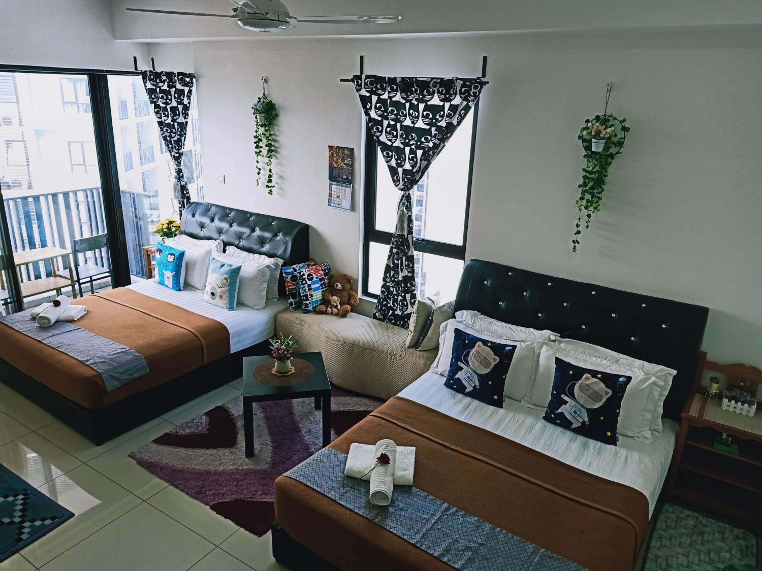 Studio Apartment photo 1