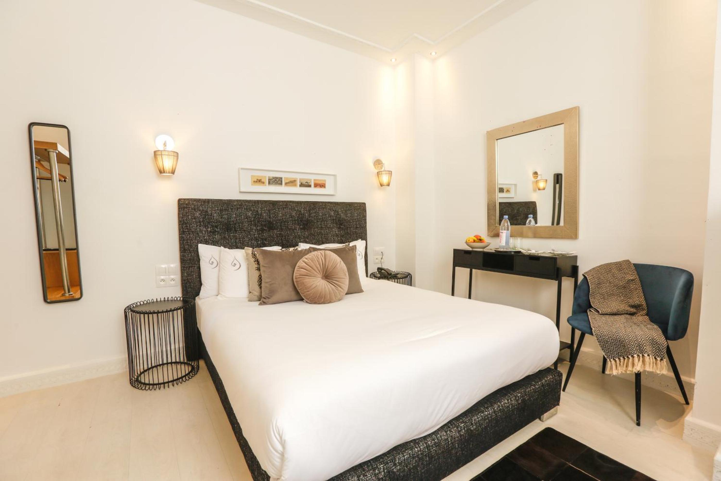 Standard Double Room photo 2