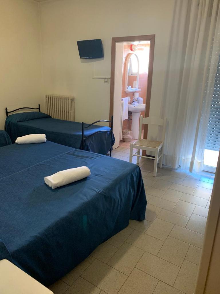 Quadruple Room with Terrace - Photo 1