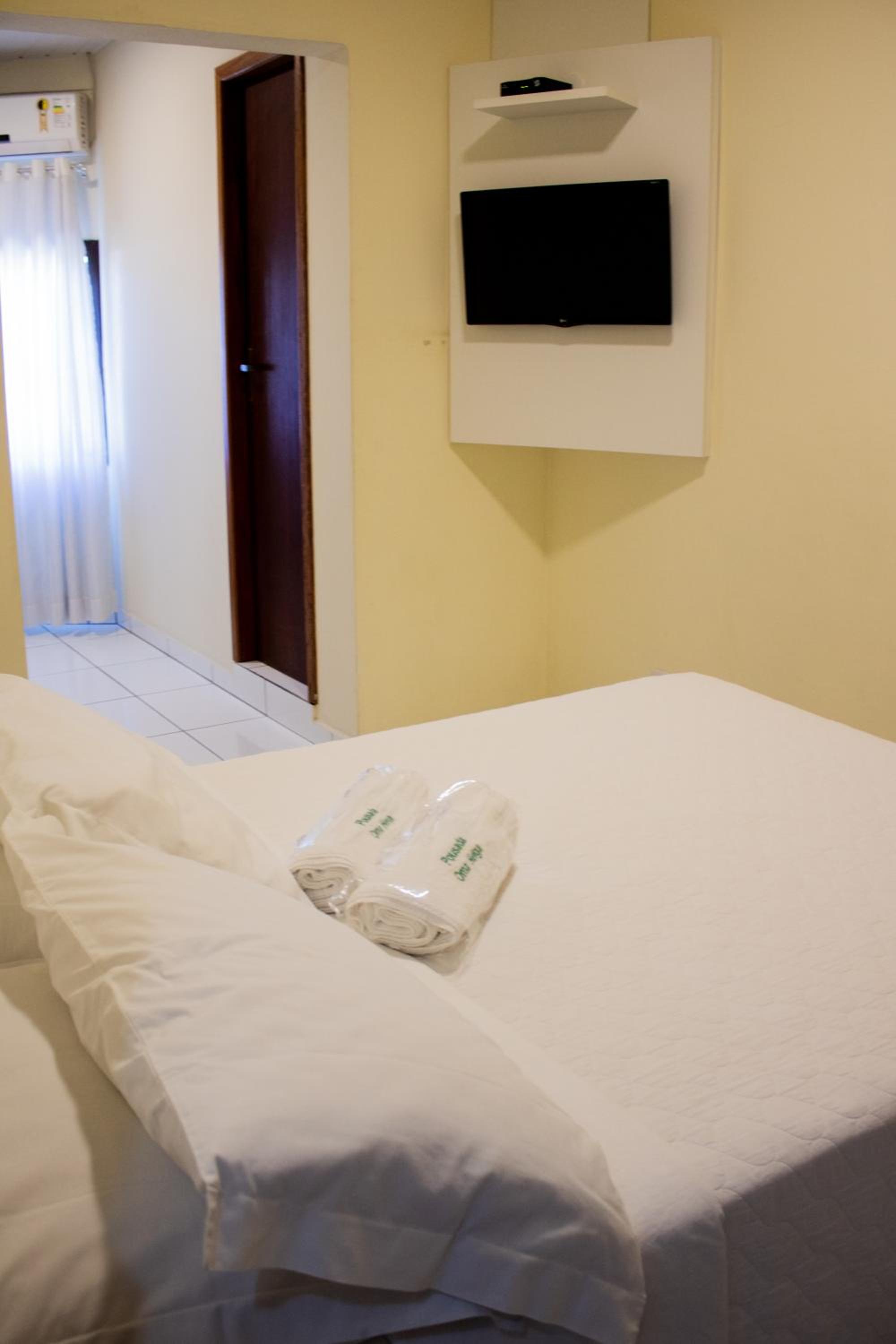 Standard Room with Private Bathroom photo 3