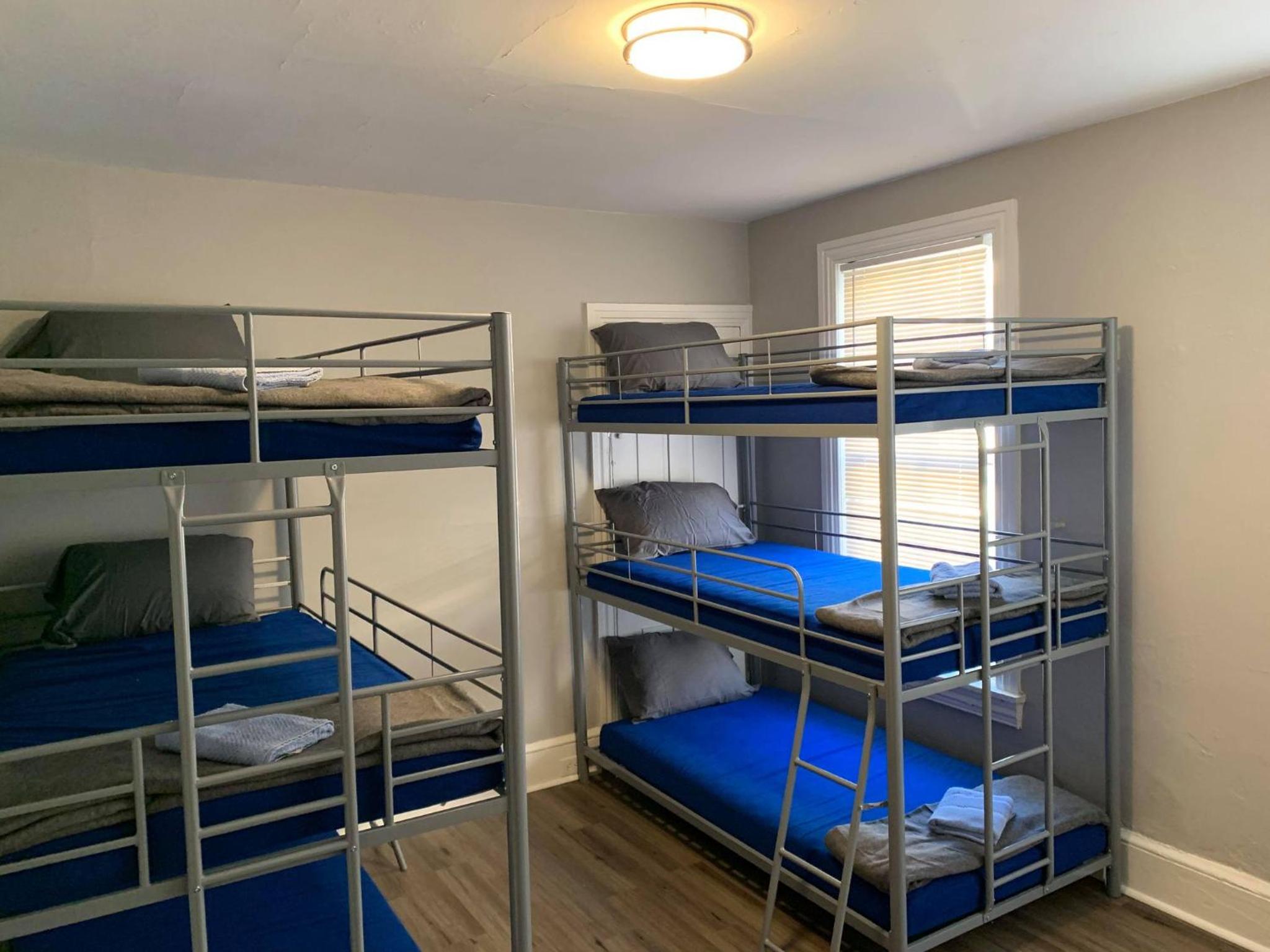Bunk Bed in Mixed Dormitory Room photo 3