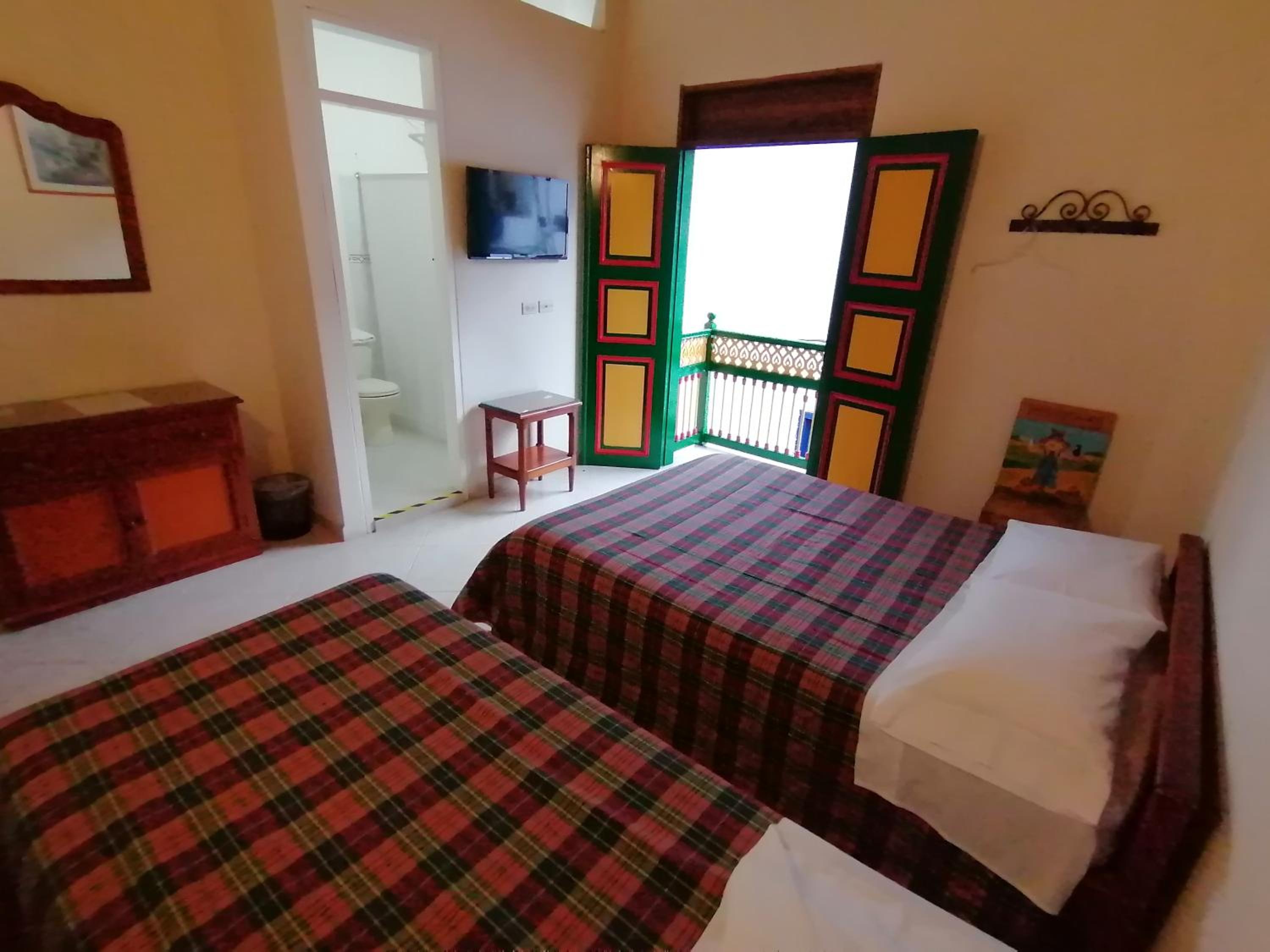 Triple Room with Balcony photo 1