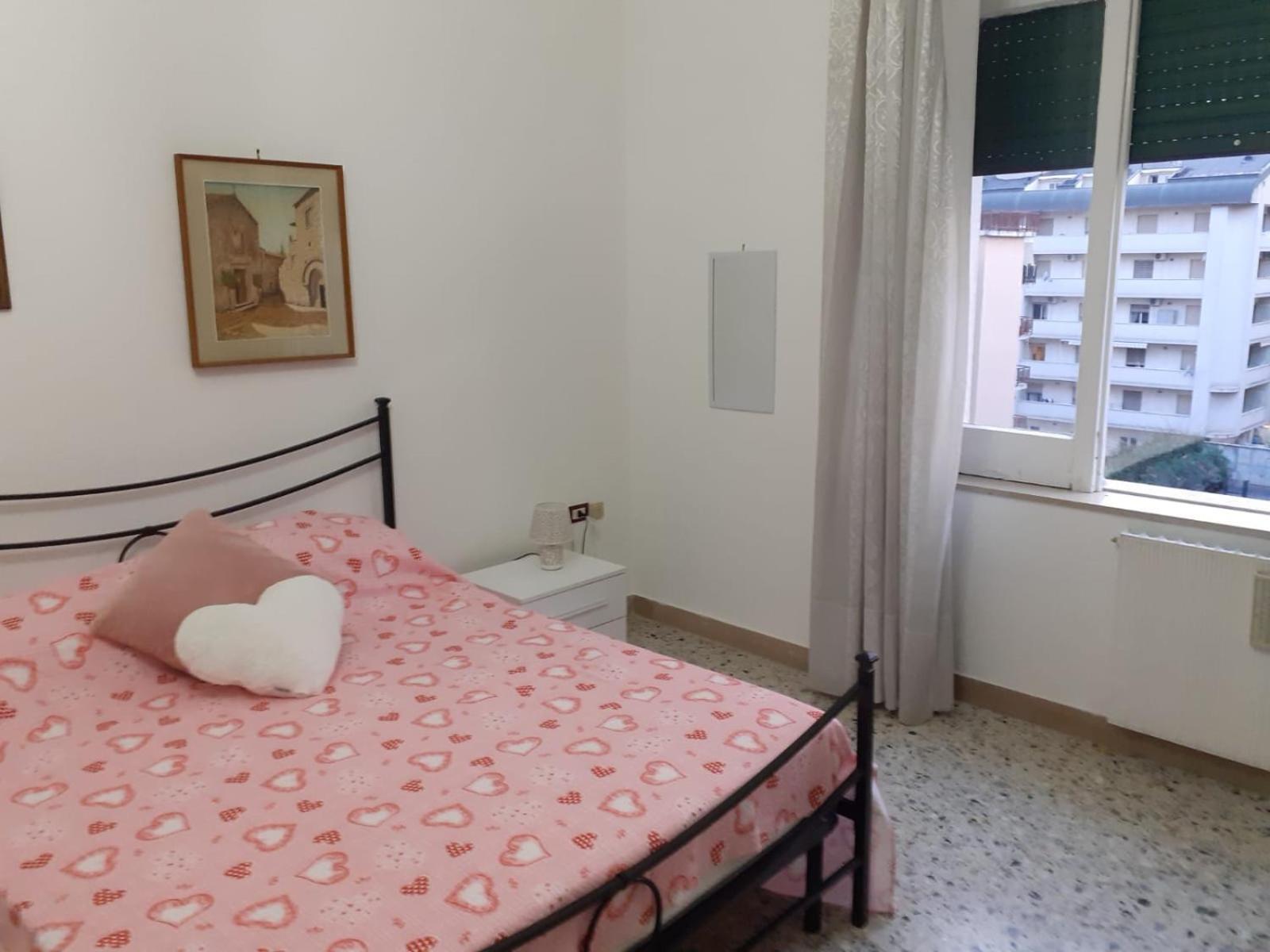 Large Double Room - Photo 30
