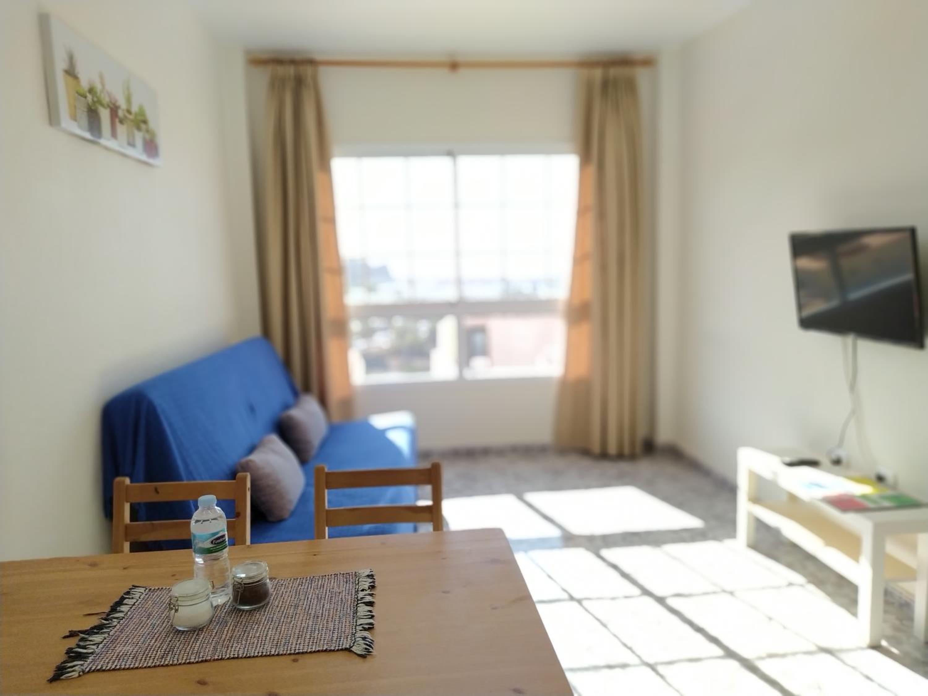 One-Bedroom Apartment photo 2