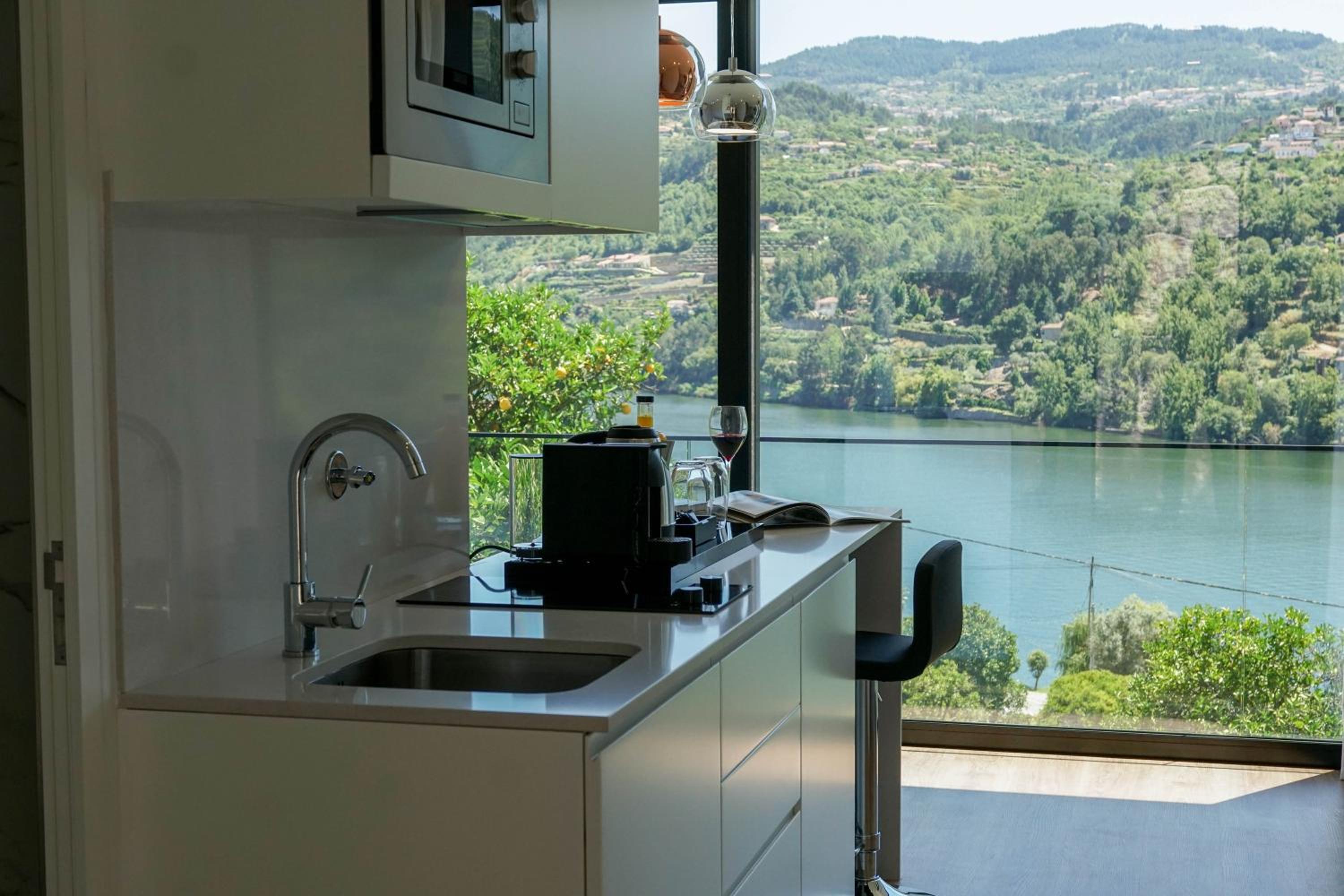 Superior Bungalow - Photo 3