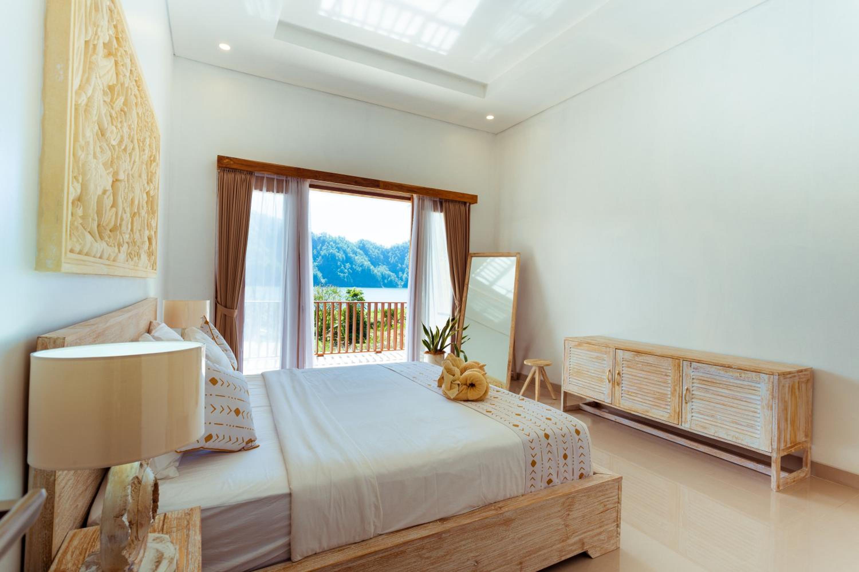 Deluxe Two-Bedroom Villa with Mountain View  - Photo 16